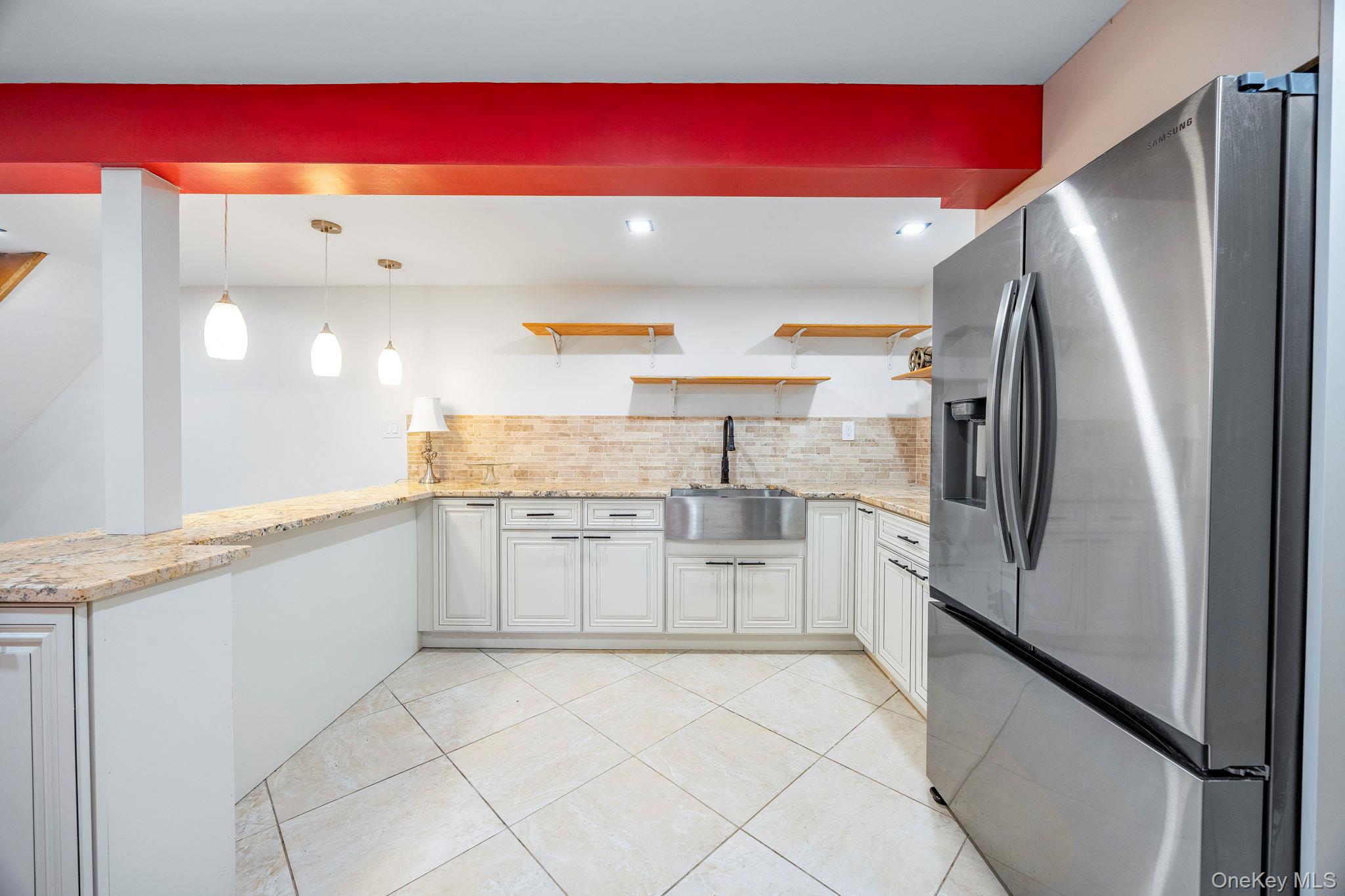 #17 photo, 2569 46th Street, クイーンズ区 Astoria , NY 11103