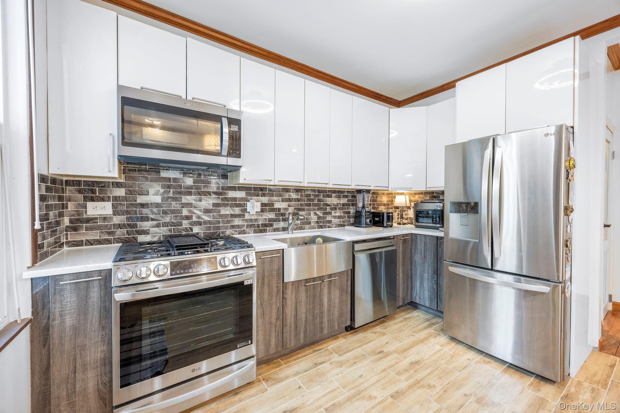 #5 photo, 2569 46th Street, クイーンズ区 Astoria , NY 11103