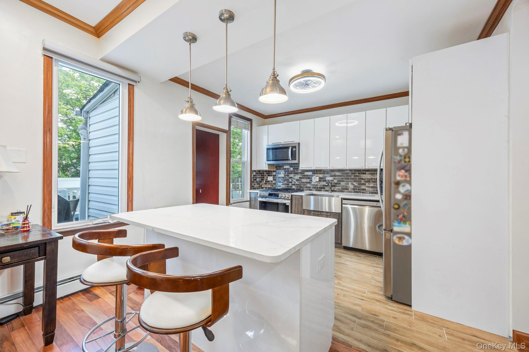 #7 photo, 2569 46th Street, クイーンズ区 Astoria , NY 11103