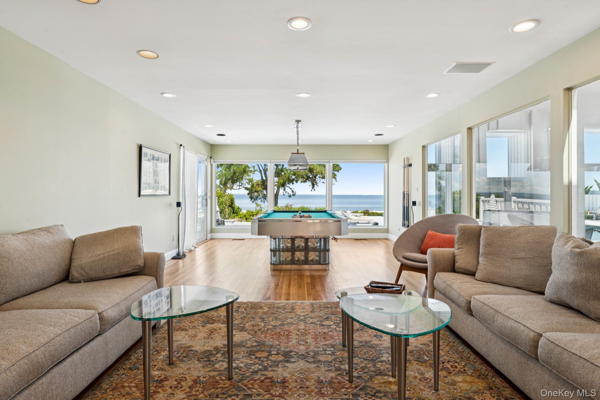 #15 photo, 19 Oak Point Drive, ナッソー郡 Bayville , NY 11709