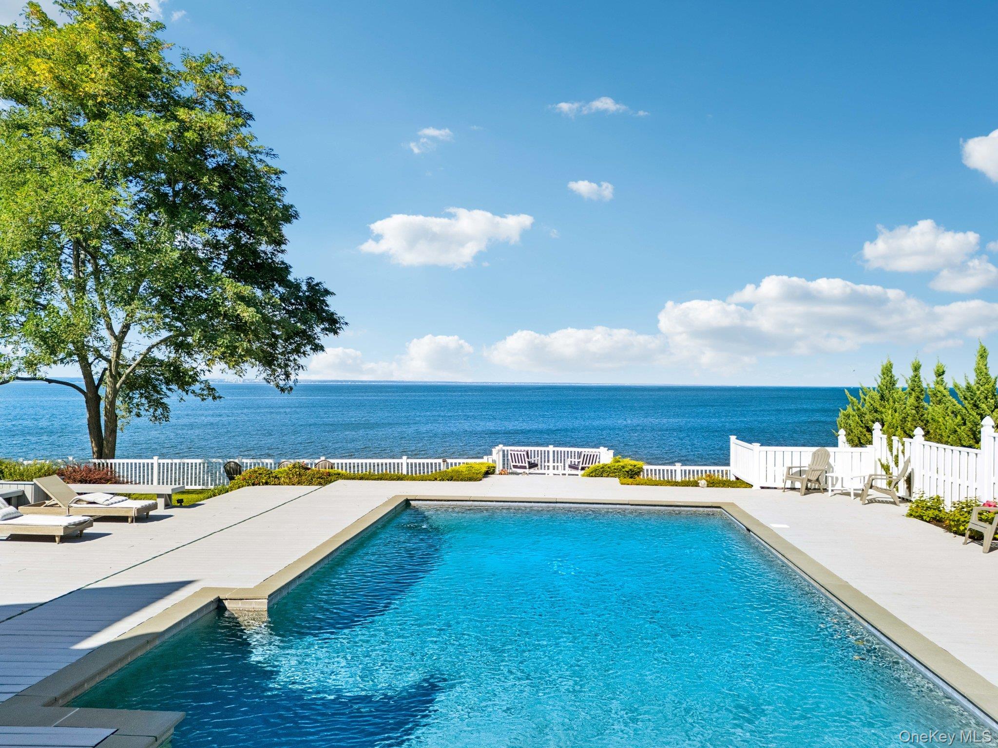 #3 photo, 19 Oak Point Drive, ナッソー郡 Bayville , NY 11709