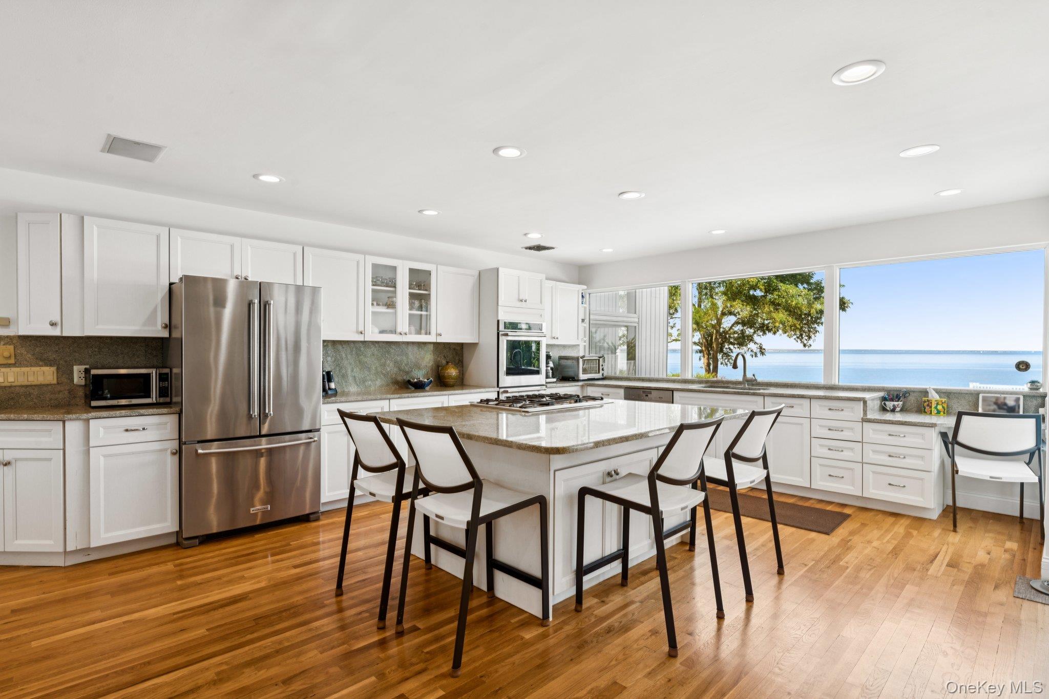 #7 photo, 19 Oak Point Drive, ナッソー郡 Bayville , NY 11709