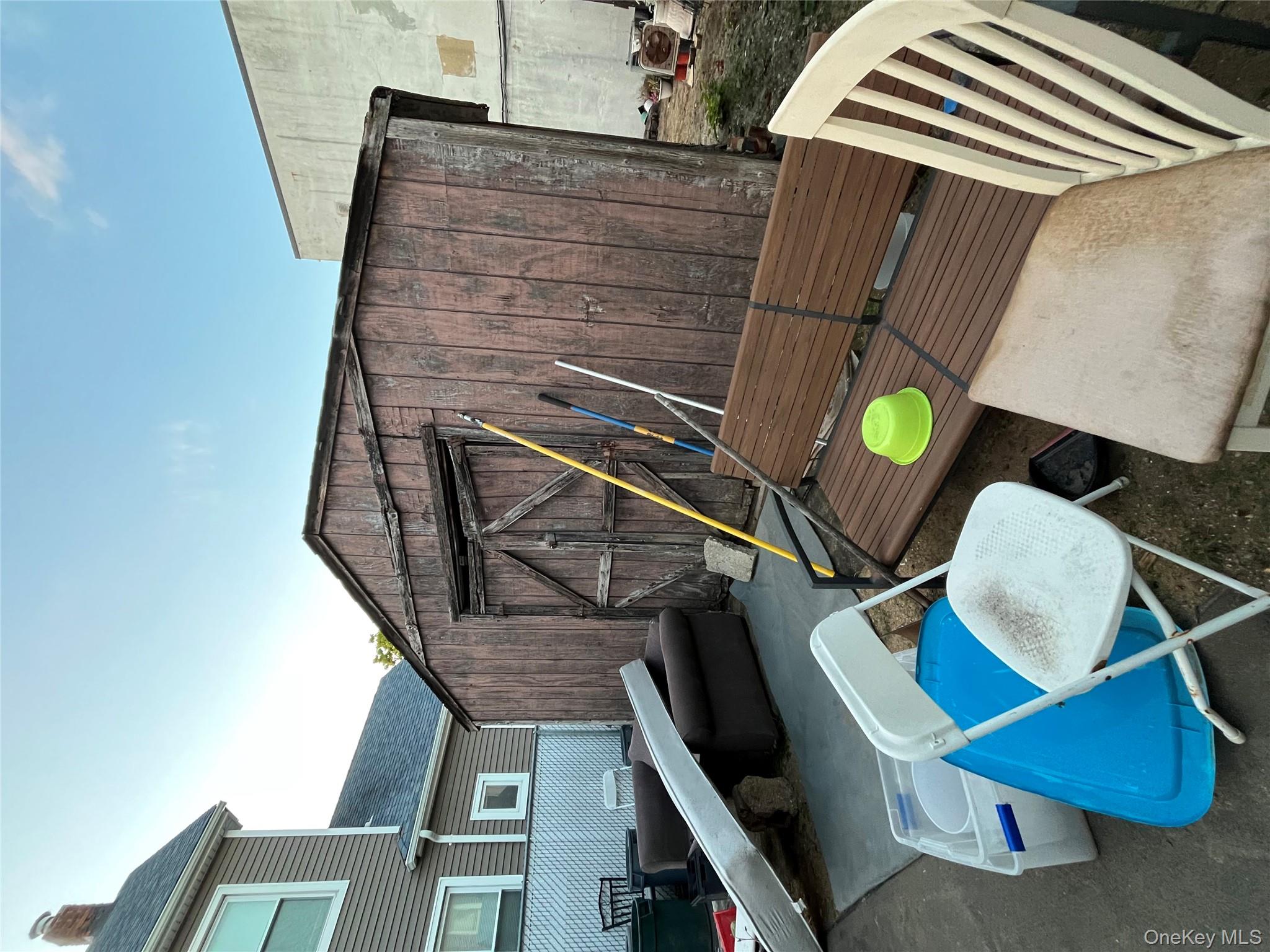 #14 photo, 156 Rockaway Avenue, ナッソー郡 Valley Stream , NY 11580