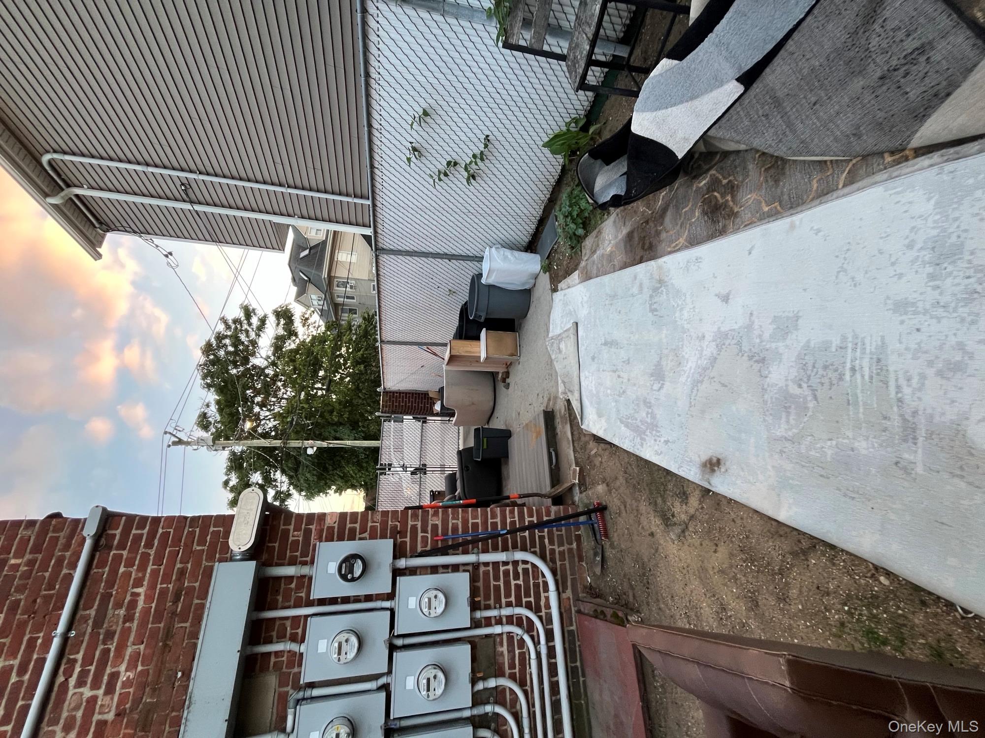 #15 photo, 156 Rockaway Avenue, ナッソー郡 Valley Stream , NY 11580