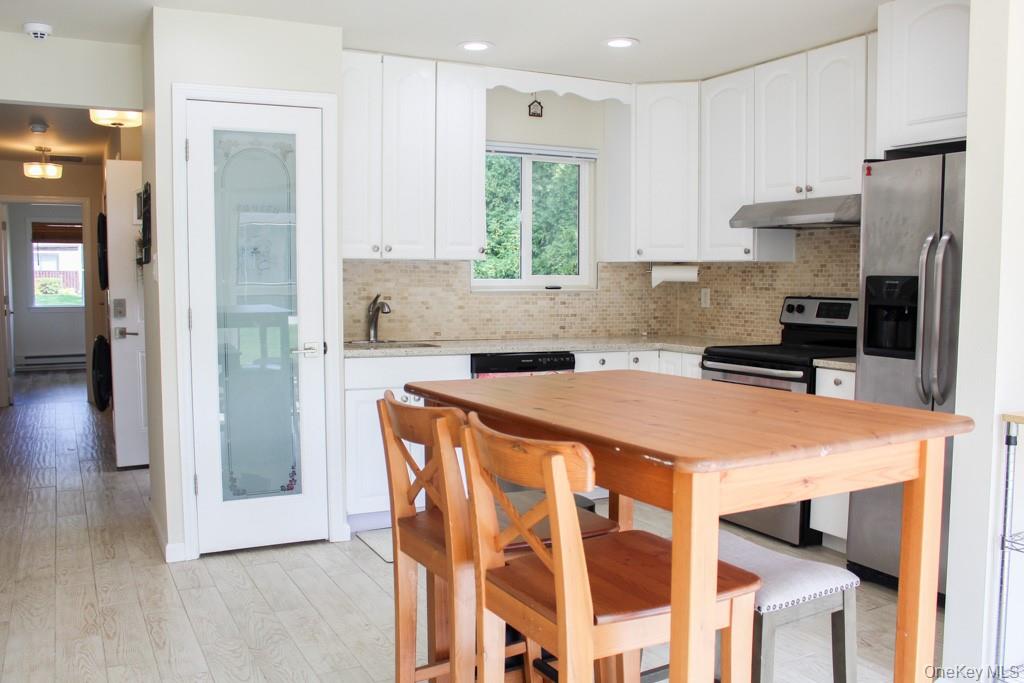 #5 photo, 25 Strathmore Gate Drive, Stony Brook , NY 11790