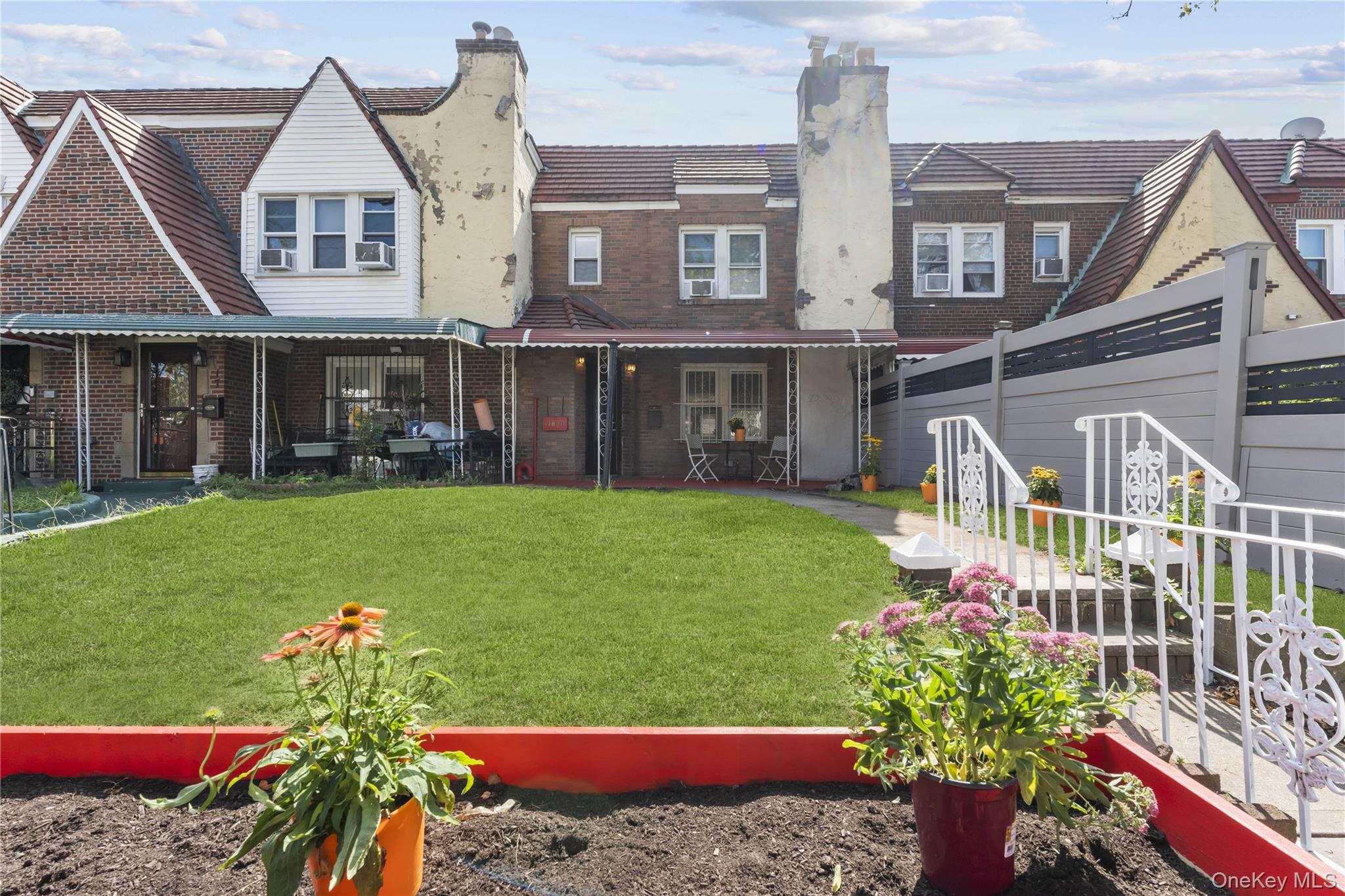 #1 photo, 178-10 Leslie Road, जमैका Saint Albans , NY 11434