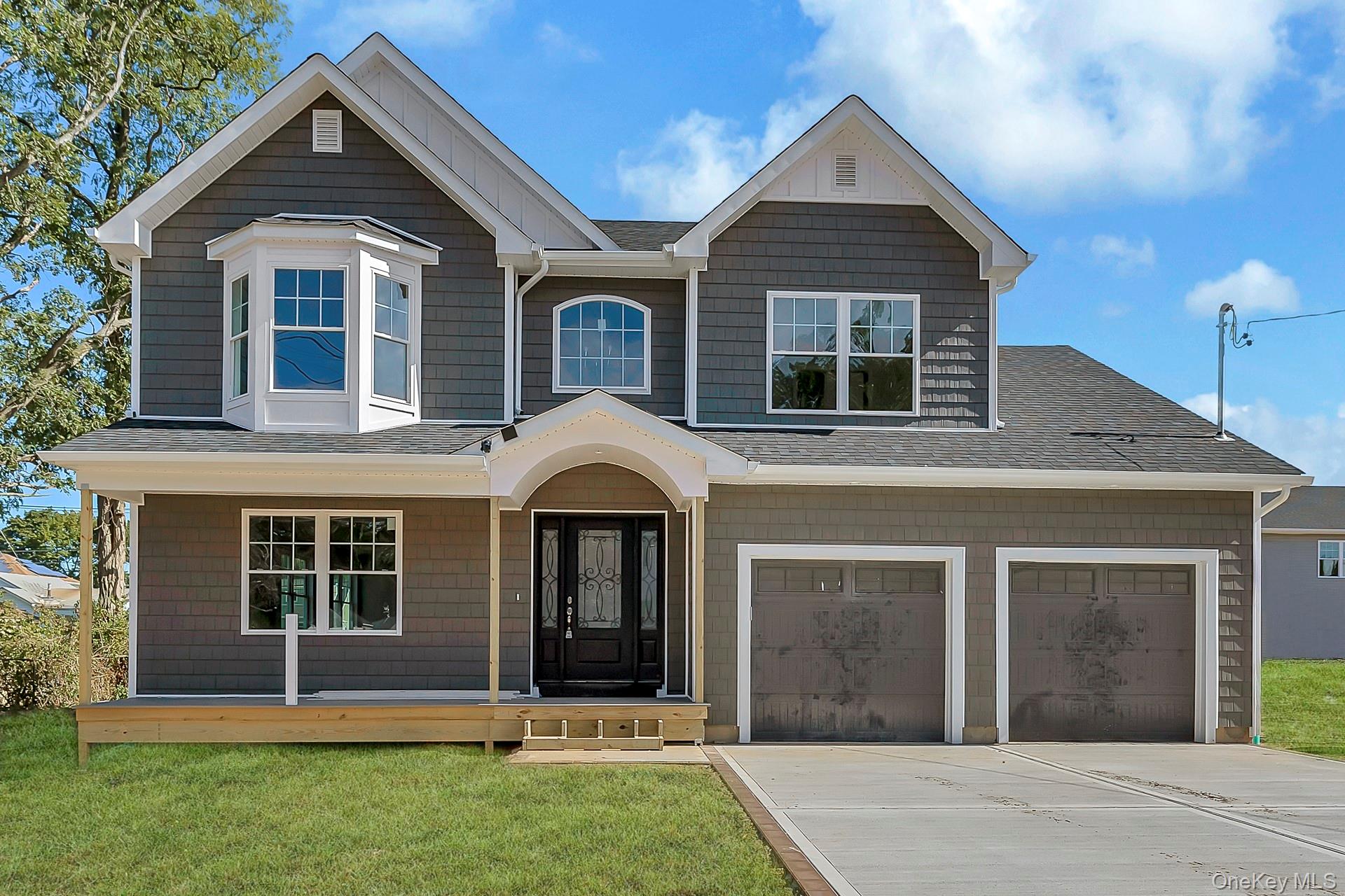 #1 photo, 21 Fulton Street, सफ़ोक काउंटी West Babylon , NY 11704