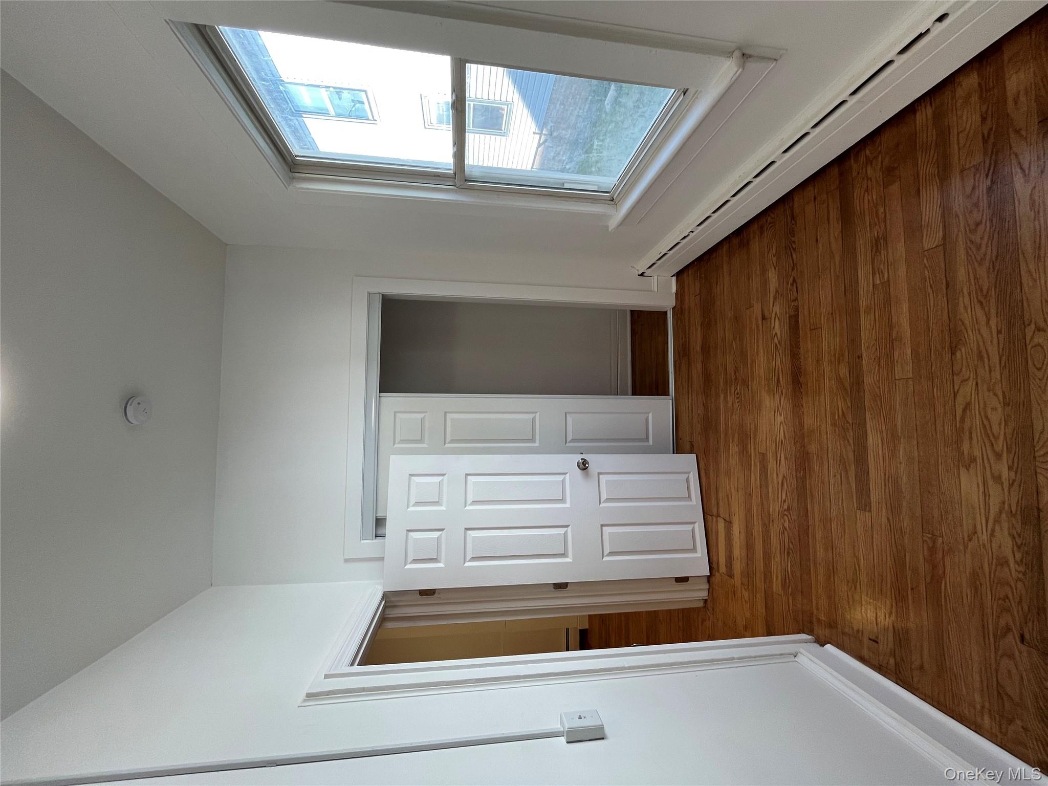 #10 photo, 191 N Hamilton Street, Poughkeepsie , NY 12601