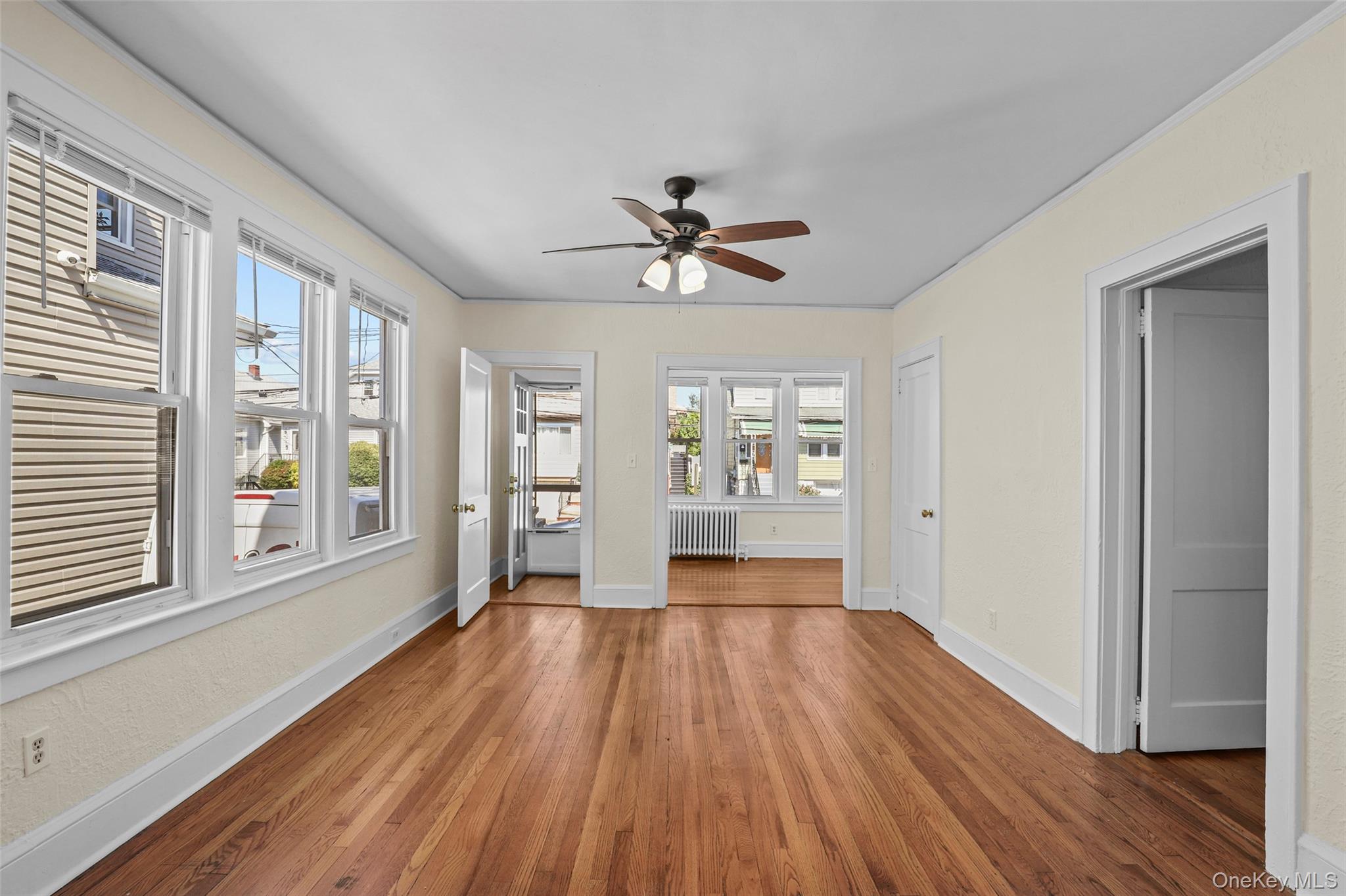 #3 photo, 36 Huber Place, Yonkers , NY 10704