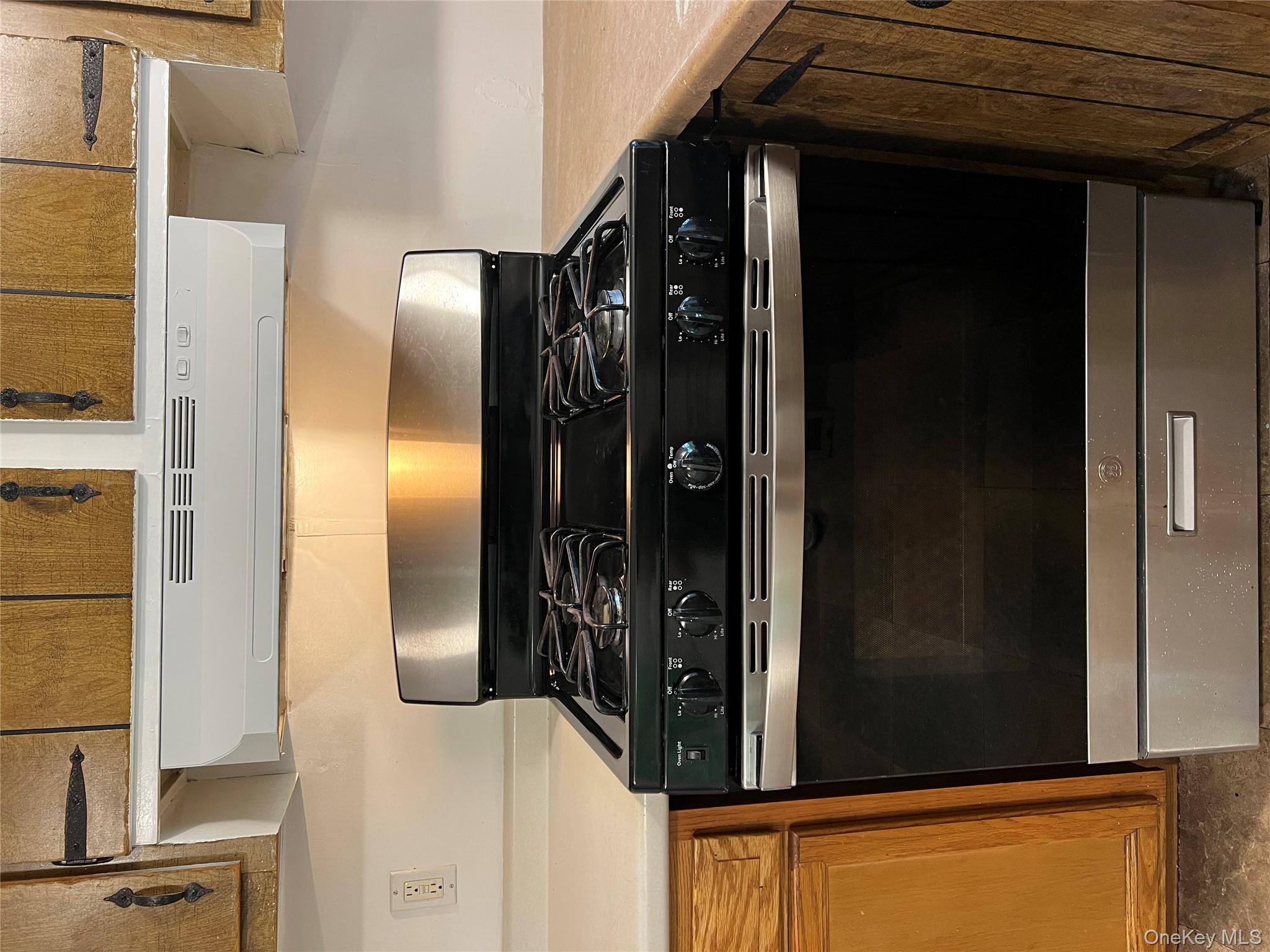 #5 photo, 368 Union Avenue, New Windsor , NY 12553