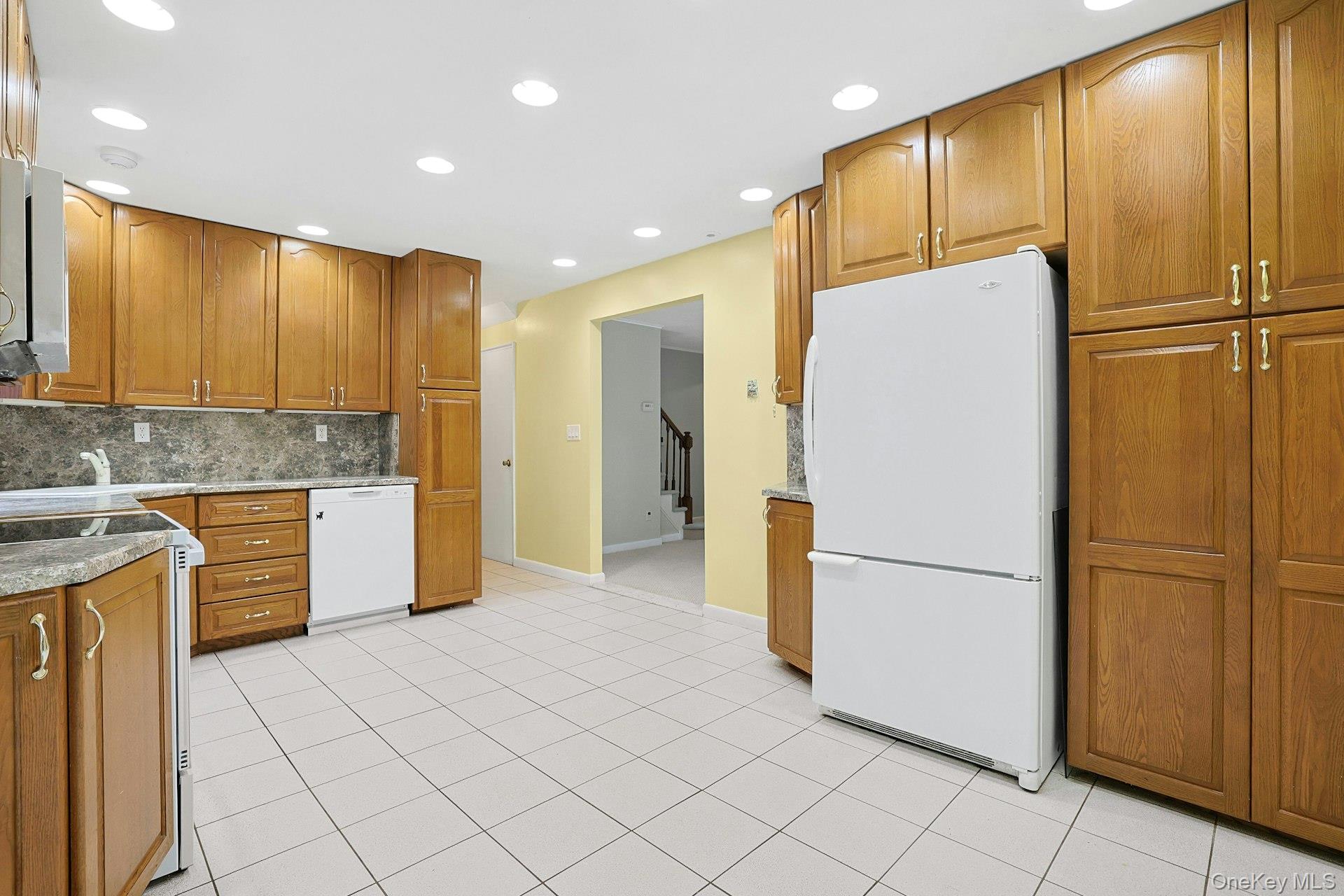 #11 photo, 7 Birchbrook Road, Ossining , NY 10562