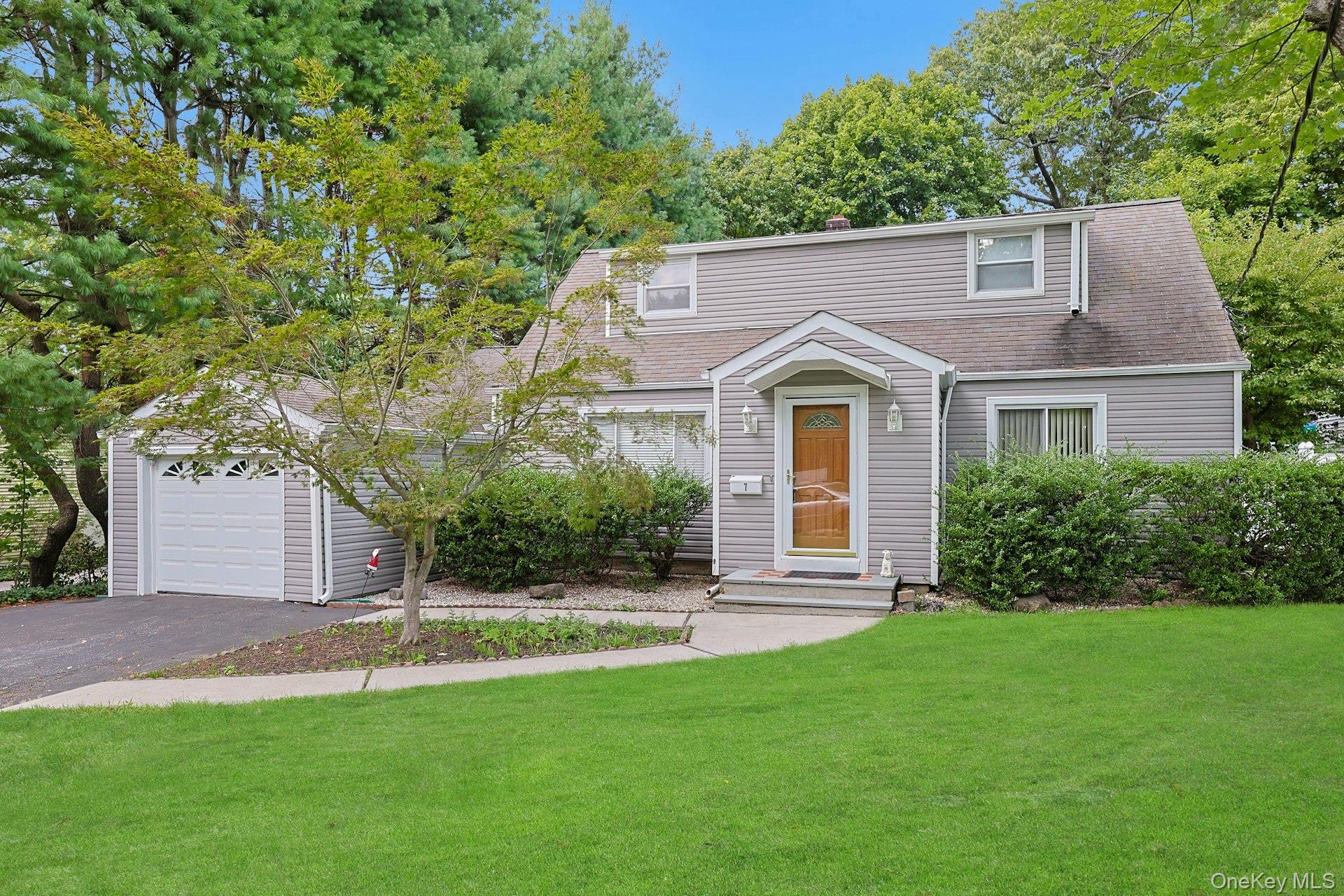 #3 photo, 7 Birchbrook Road, Ossining , NY 10562