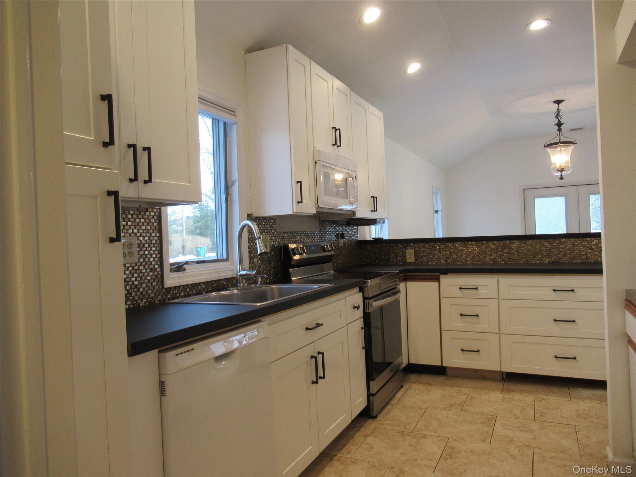 #8 photo, 49 Lakeview Drive, Holmes , NY 12531