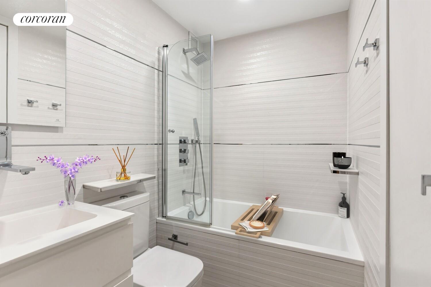 #17 photo, 1991 BROADWAY, Lincoln Square , NY 10023