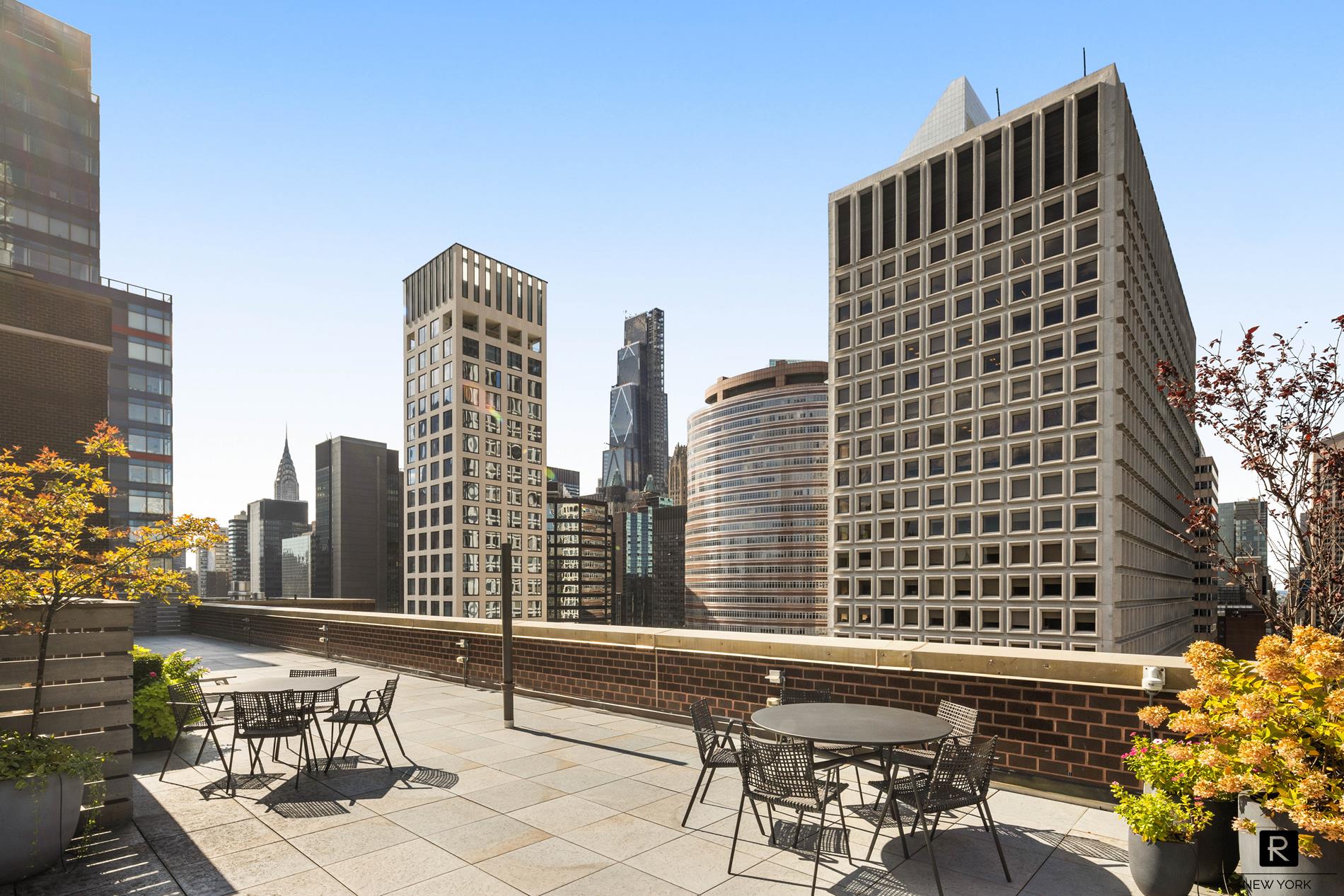 #13 photo, 245 E 54th Street, マンハッタン Turtle Bay , NY 10022