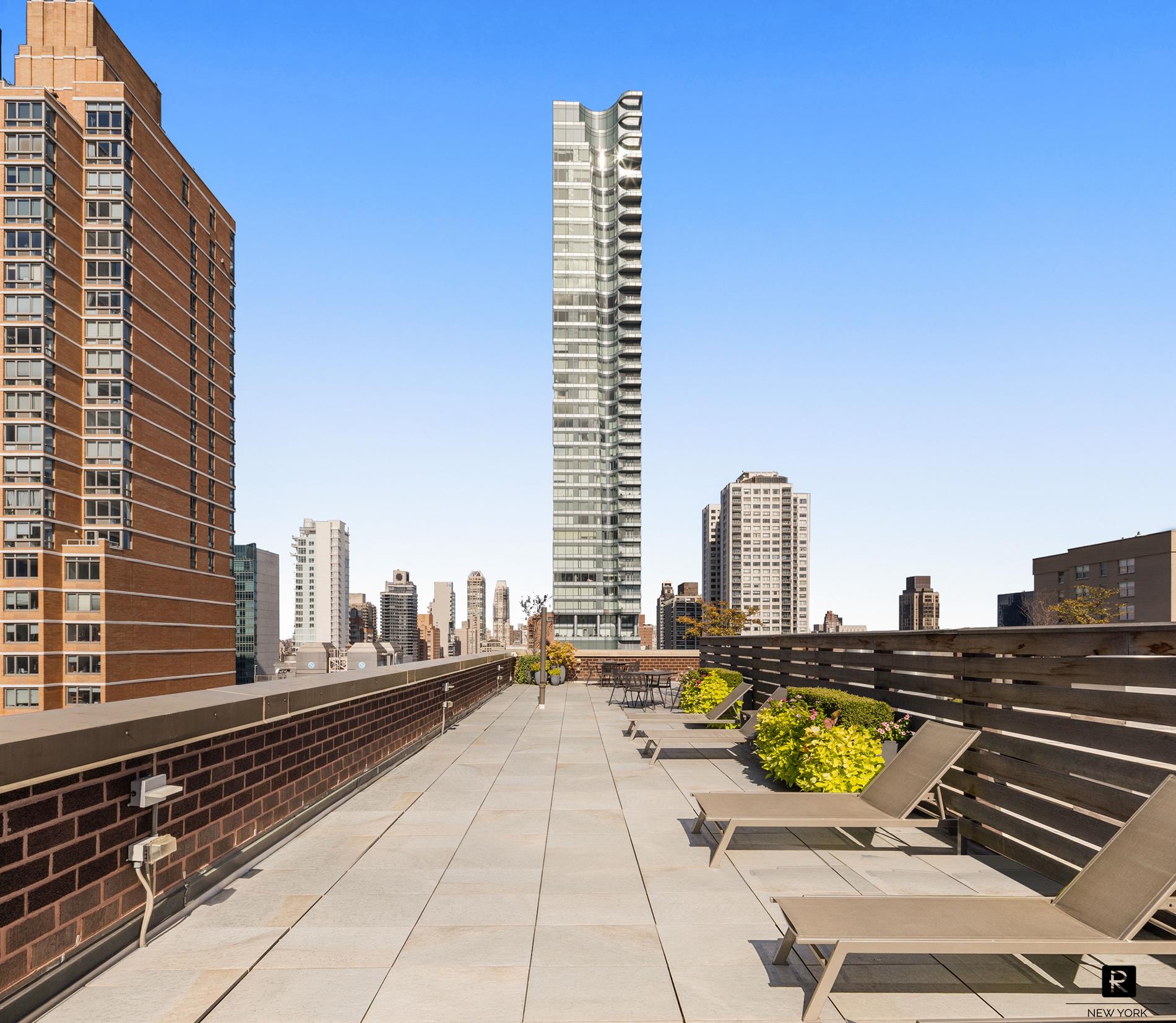 #14 photo, 245 E 54th Street, マンハッタン Turtle Bay , NY 10022