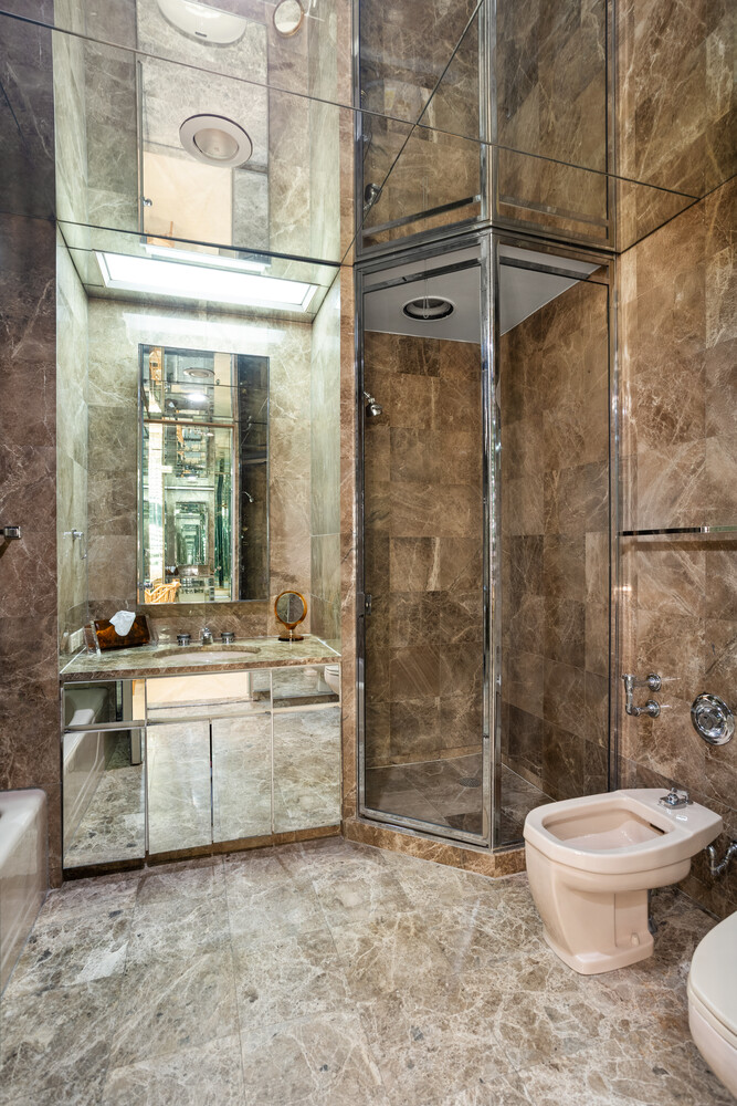 #13 photo, 641 5TH Avenue, マンハッタン Midtown East , NY 10022