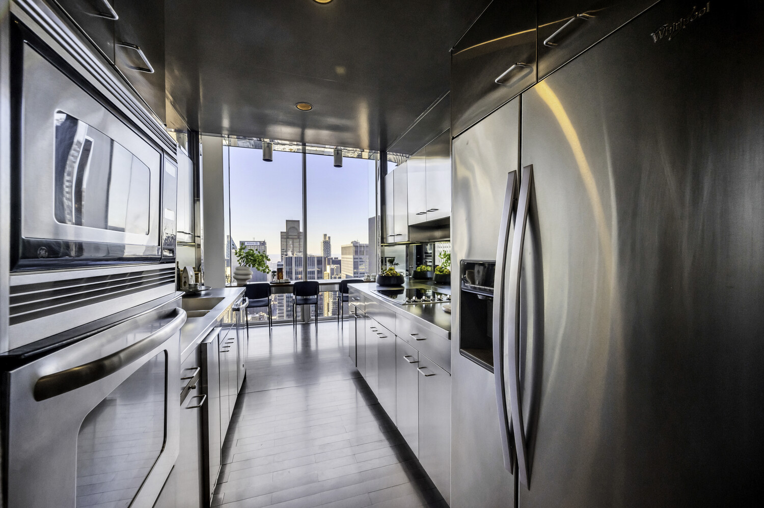 #8 photo, 641 5TH Avenue, マンハッタン Midtown East , NY 10022