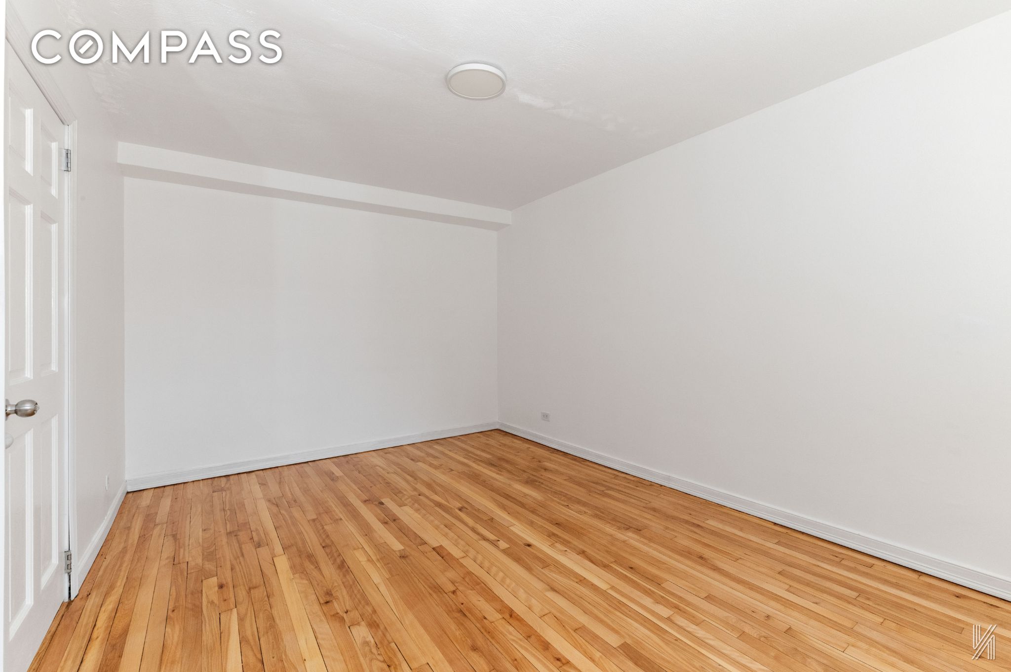 #14 photo, 87-10 34th Avenue, クイーンズ区 Jackson Heights , NY 11372