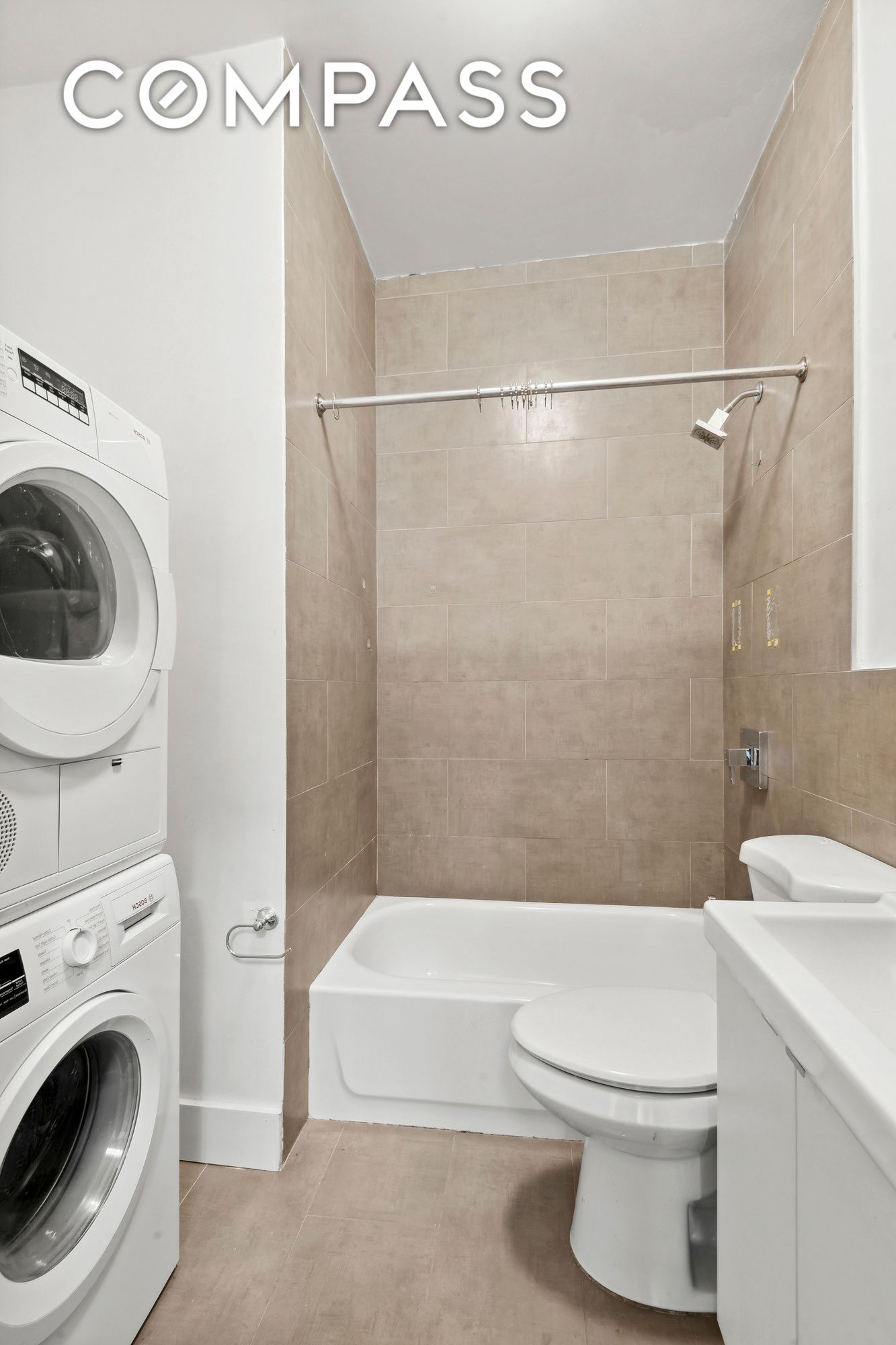 #4 photo, New York City, マンハッタン Central Harlem , NY 10027