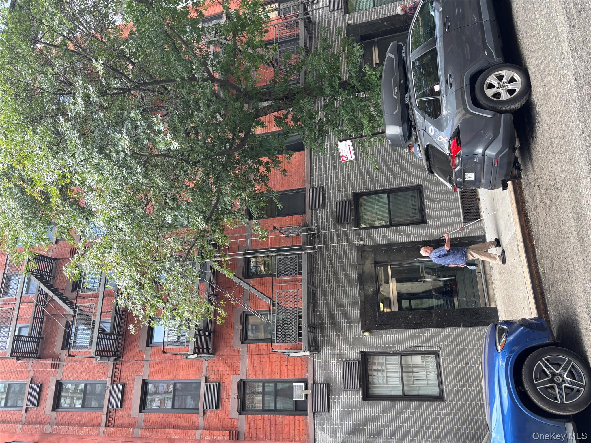 #1 photo, 430 E 85 ST, マンハッタン New York (Manhattan) , NY 10028