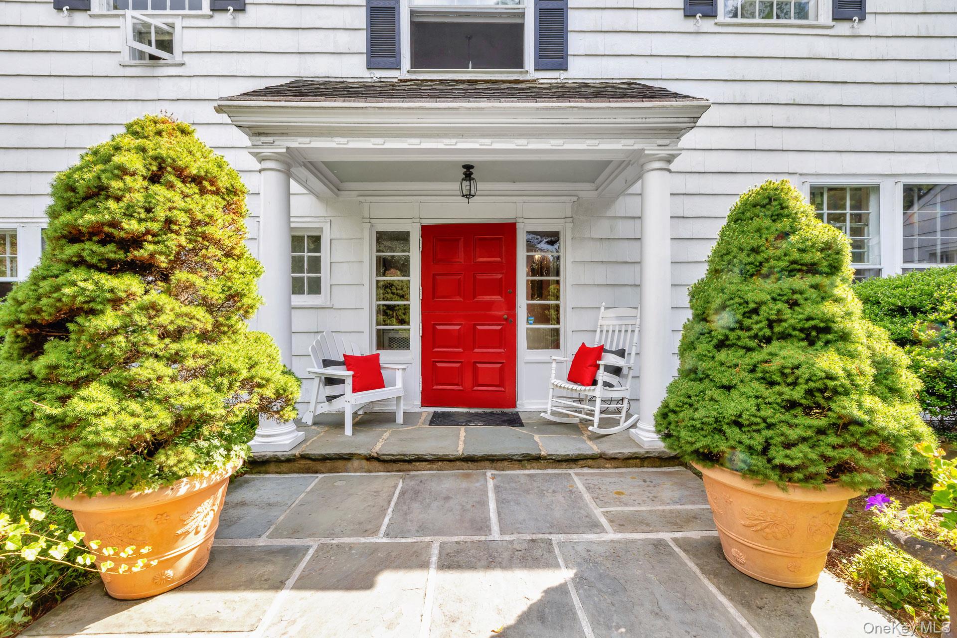 #3 photo, 12 W Mall Drive, サフォーク郡 Huntington , NY 11743