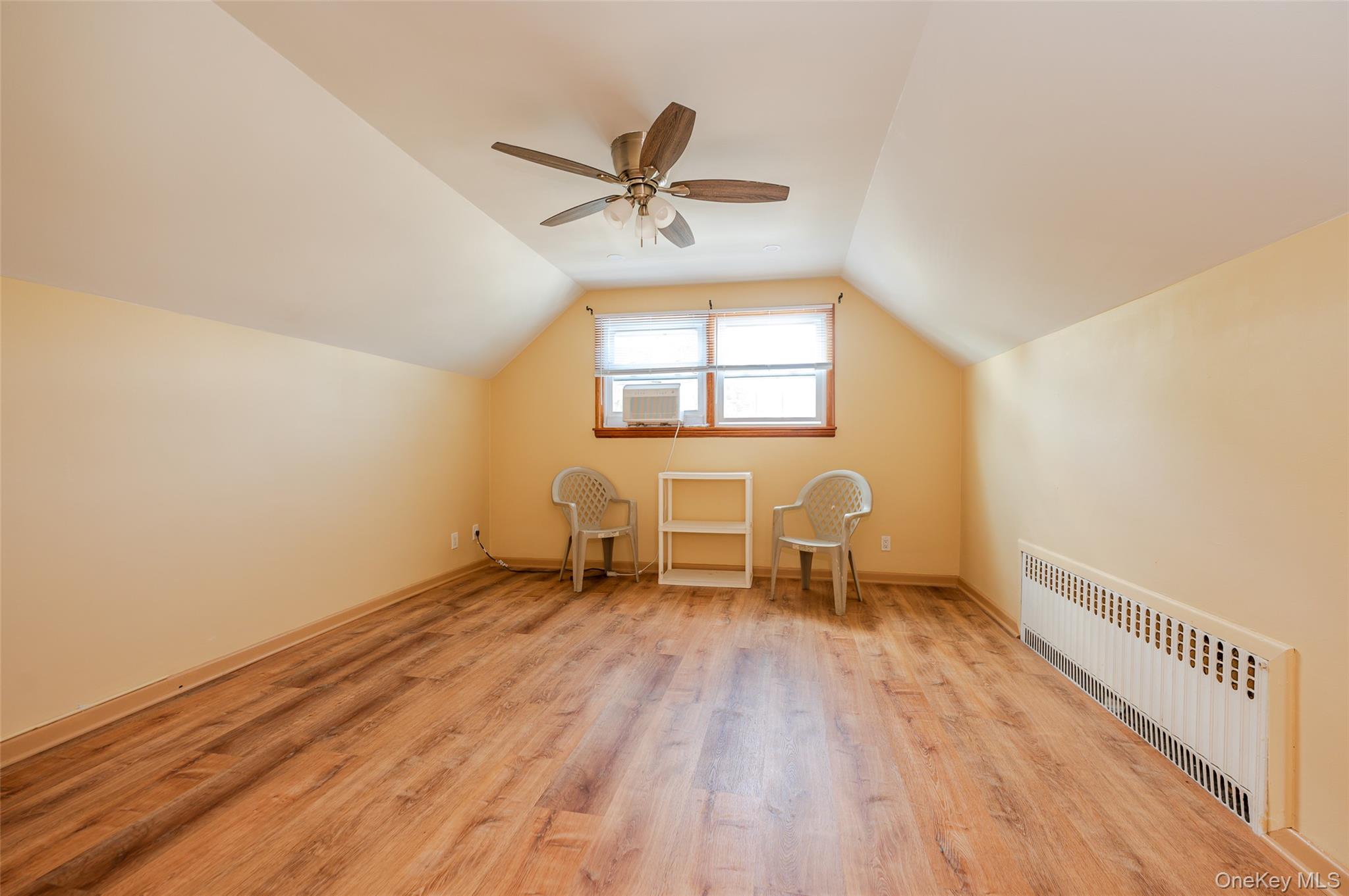 #17 photo, 279 Collfield Avenue, Staten Island , NY 10314