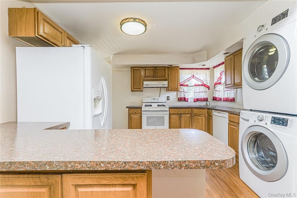 #15 photo, 44 Finley Avenue, Staten Island , NY 10306