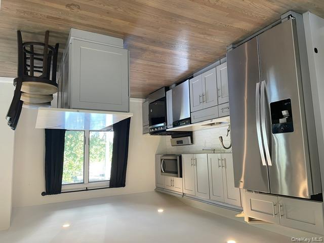 #1 photo, 2949 Sunrise Highway, سوفولك Islip Terrace , NY 11752