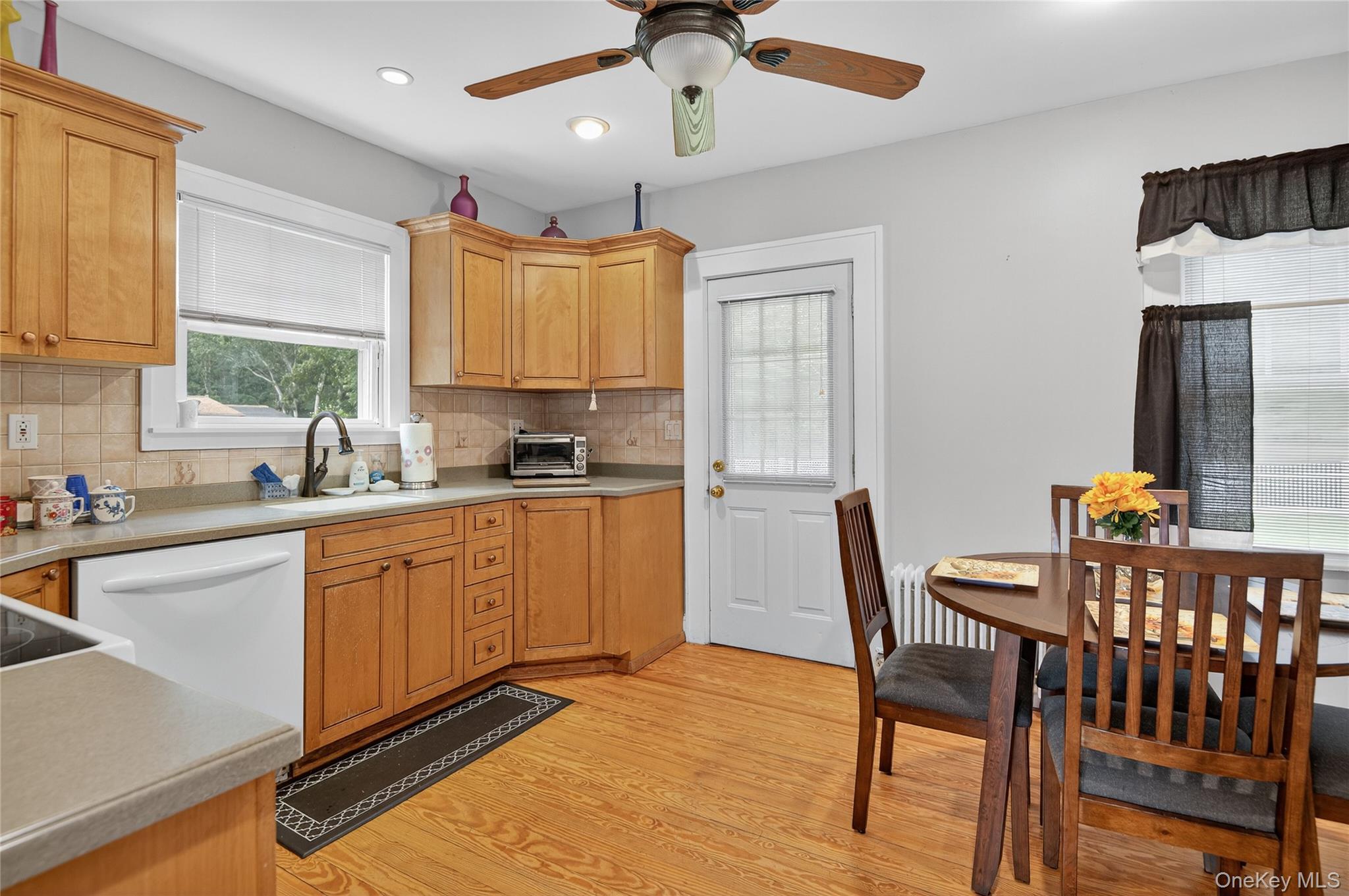 #12 photo, 49 Country Road, Medford , NY 11763