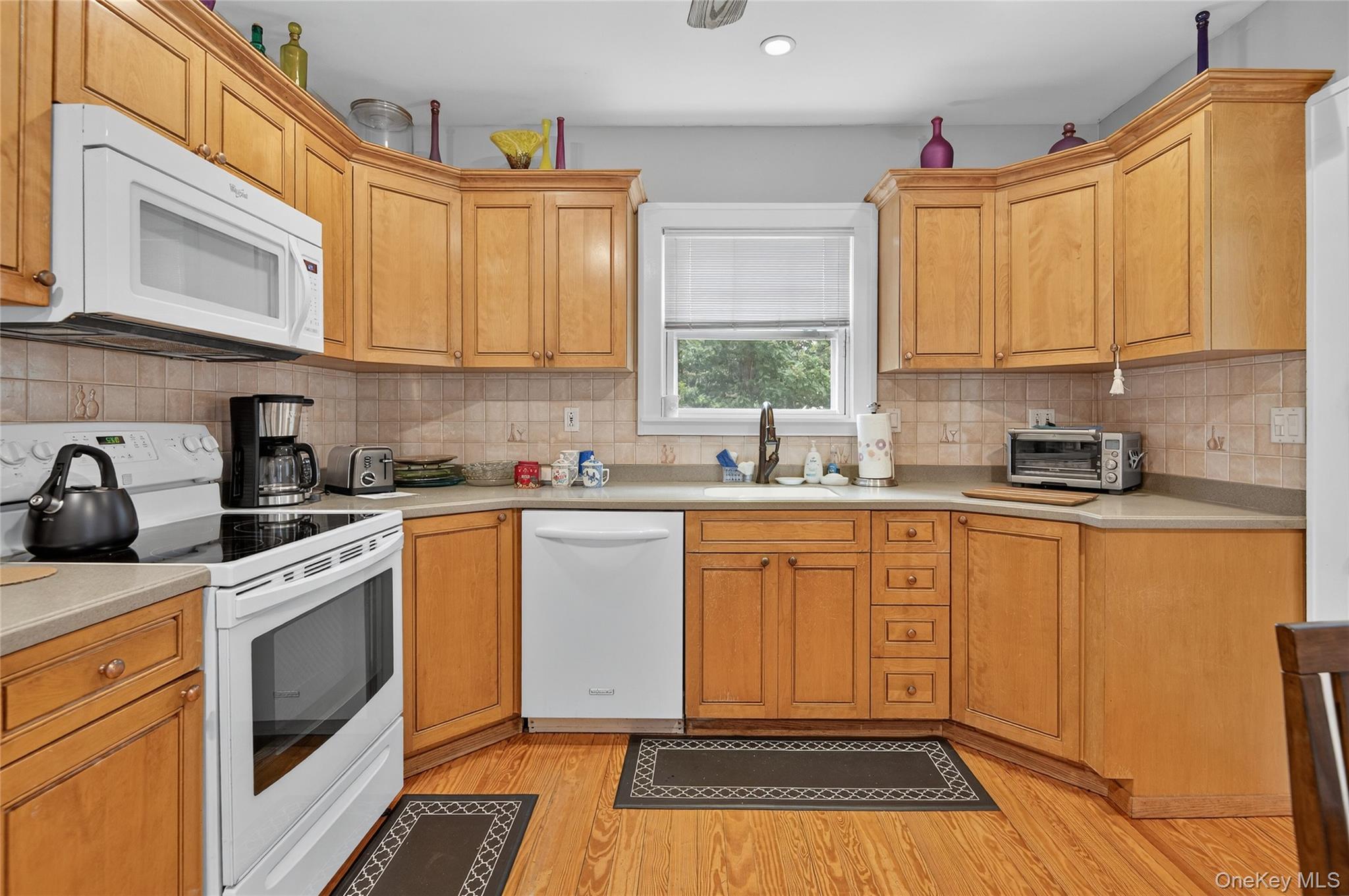 #14 photo, 49 Country Road, Medford , NY 11763