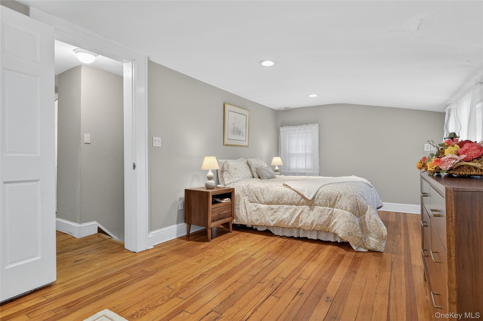 #16 photo, 49 Country Road, Medford , NY 11763