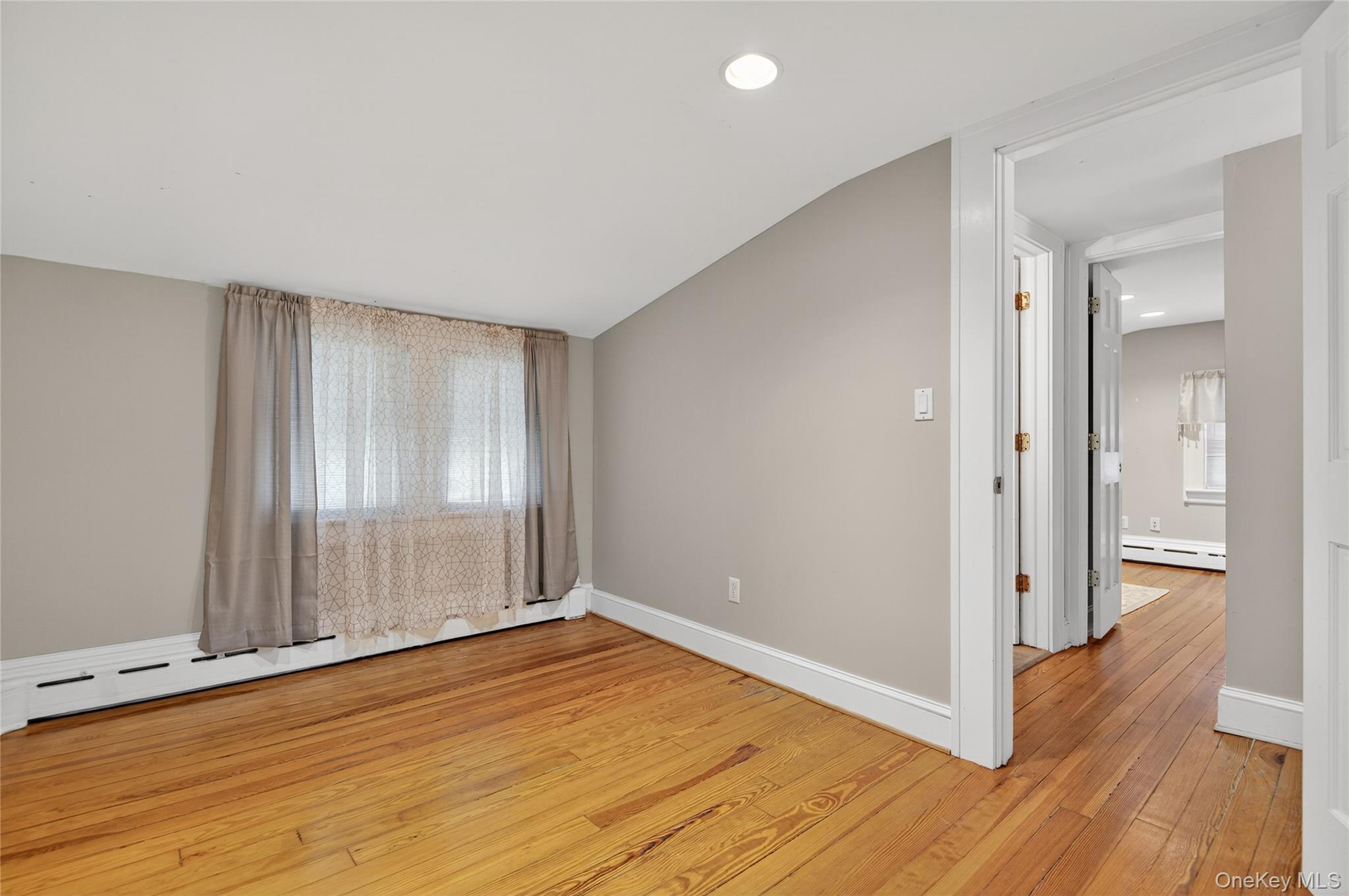 #19 photo, 49 Country Road, Medford , NY 11763