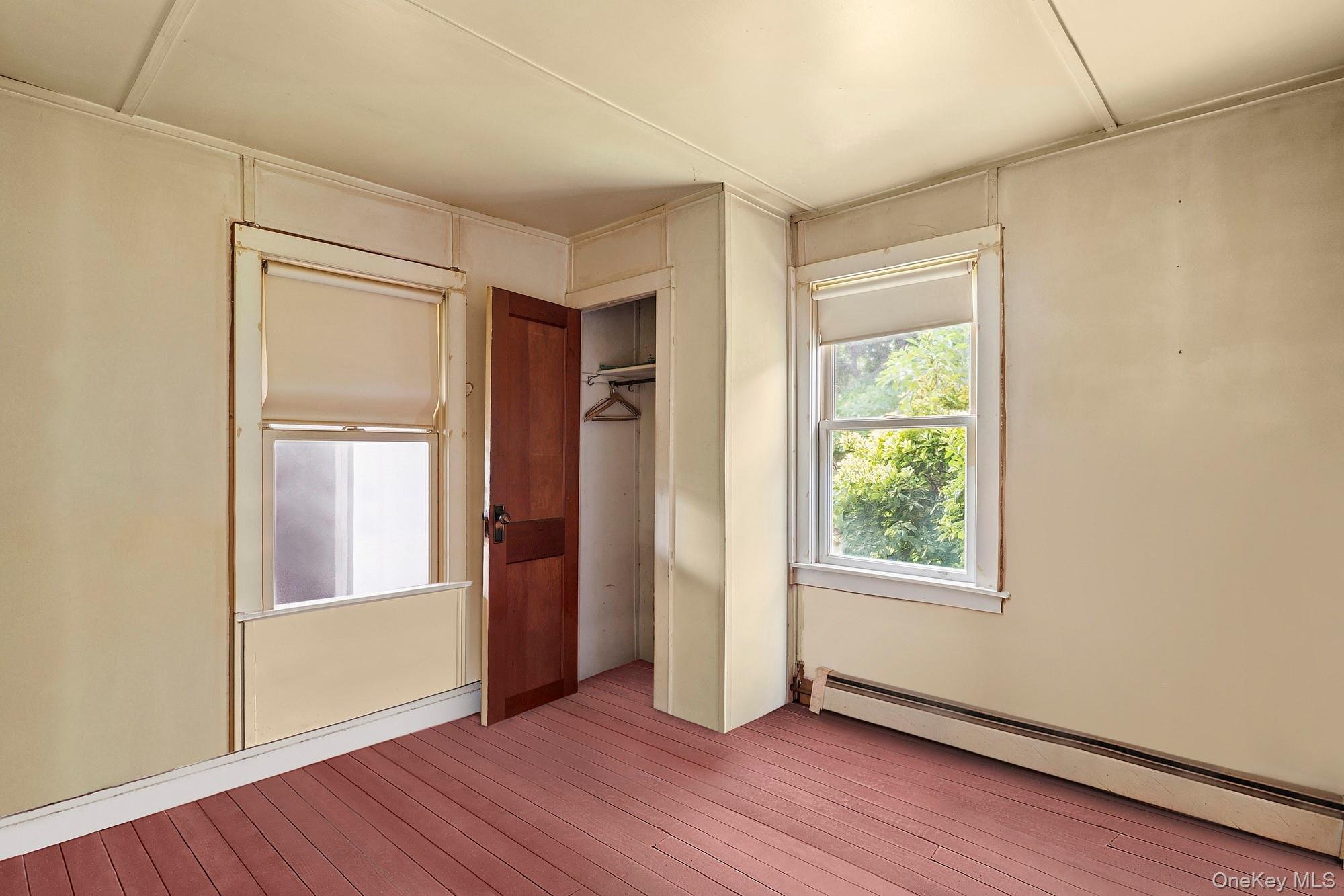 #8 photo, 35 Saltaire Road, サフォーク郡 Sound Beach , NY 11789