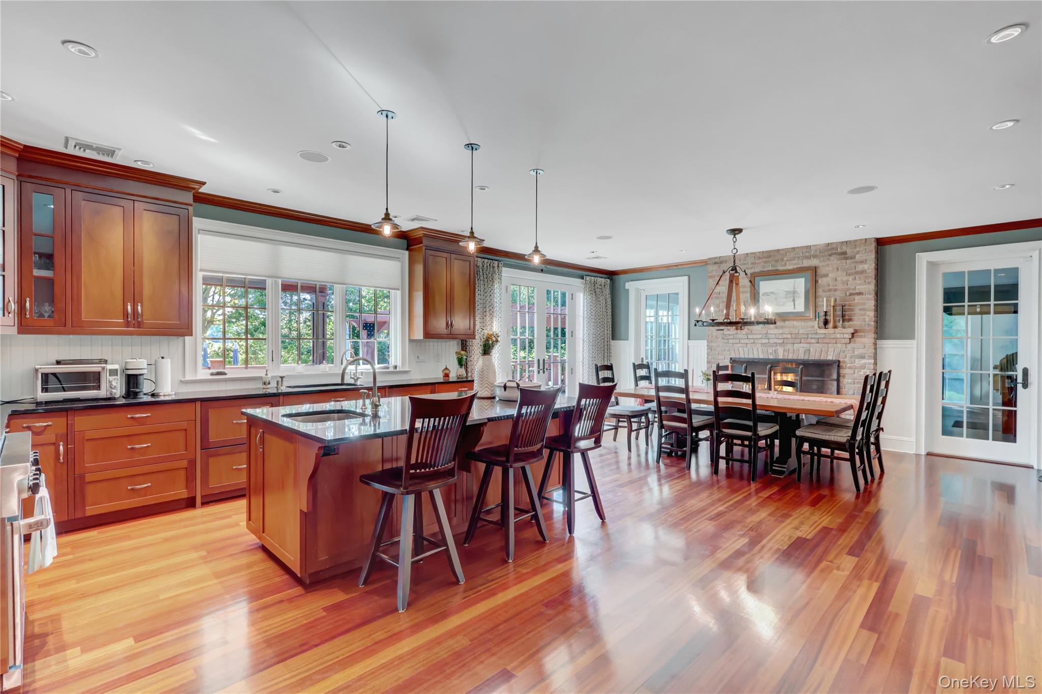 #10 photo, 63 Dyke Road, サフォーク郡 Setauket , NY 11733