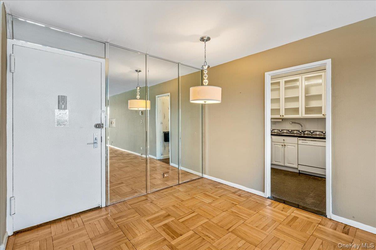 #10 photo, 17-85 215th Street, クイーンズ区 Bayside , NY 11360