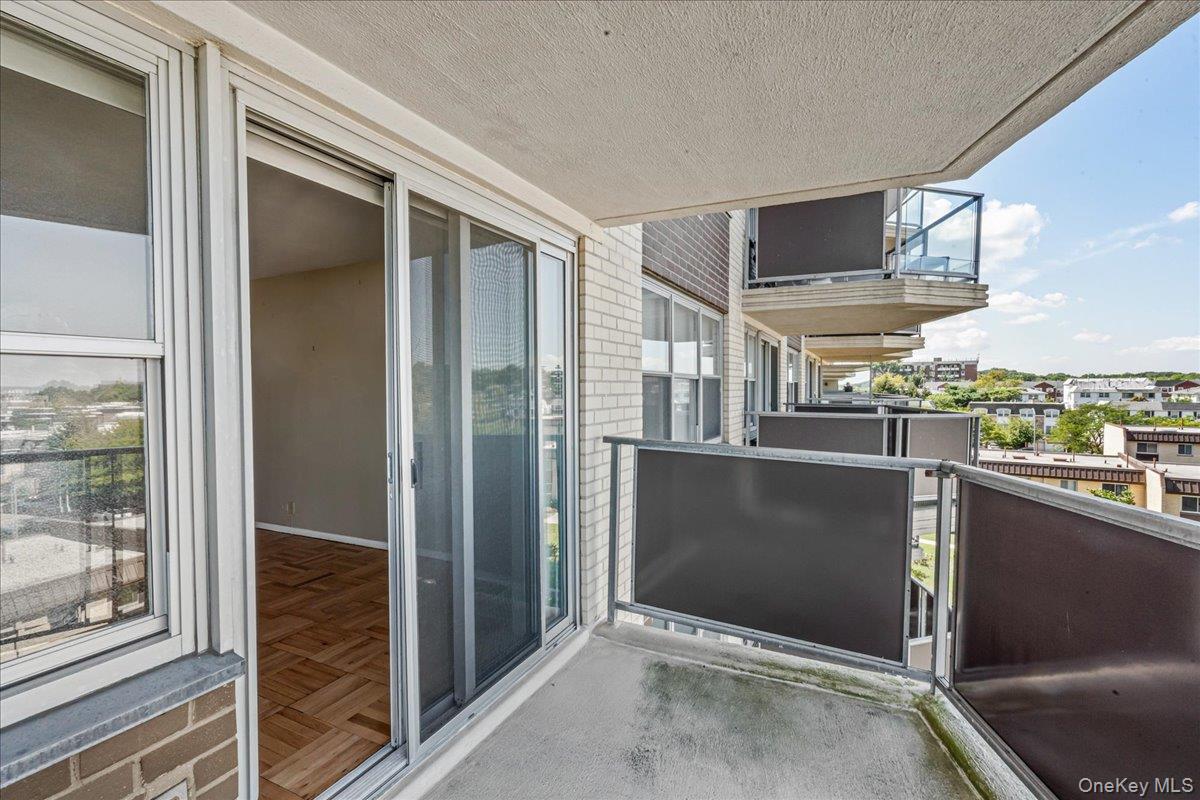 #9 photo, 17-85 215th Street, クイーンズ区 Bayside , NY 11360