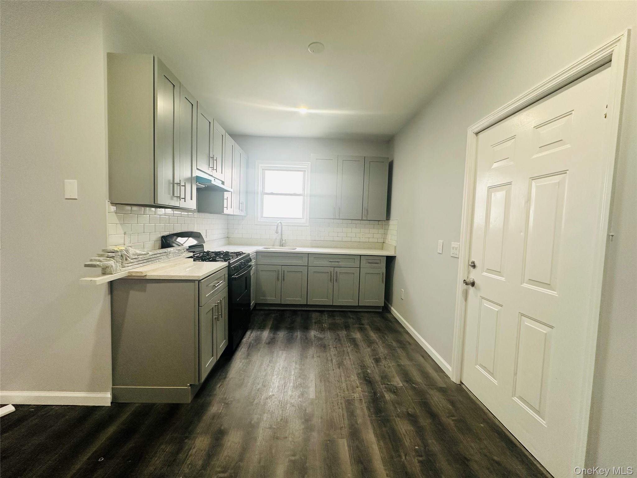 #2 photo, 8 Morgan Avenue, Poughkeepsie , NY 12601