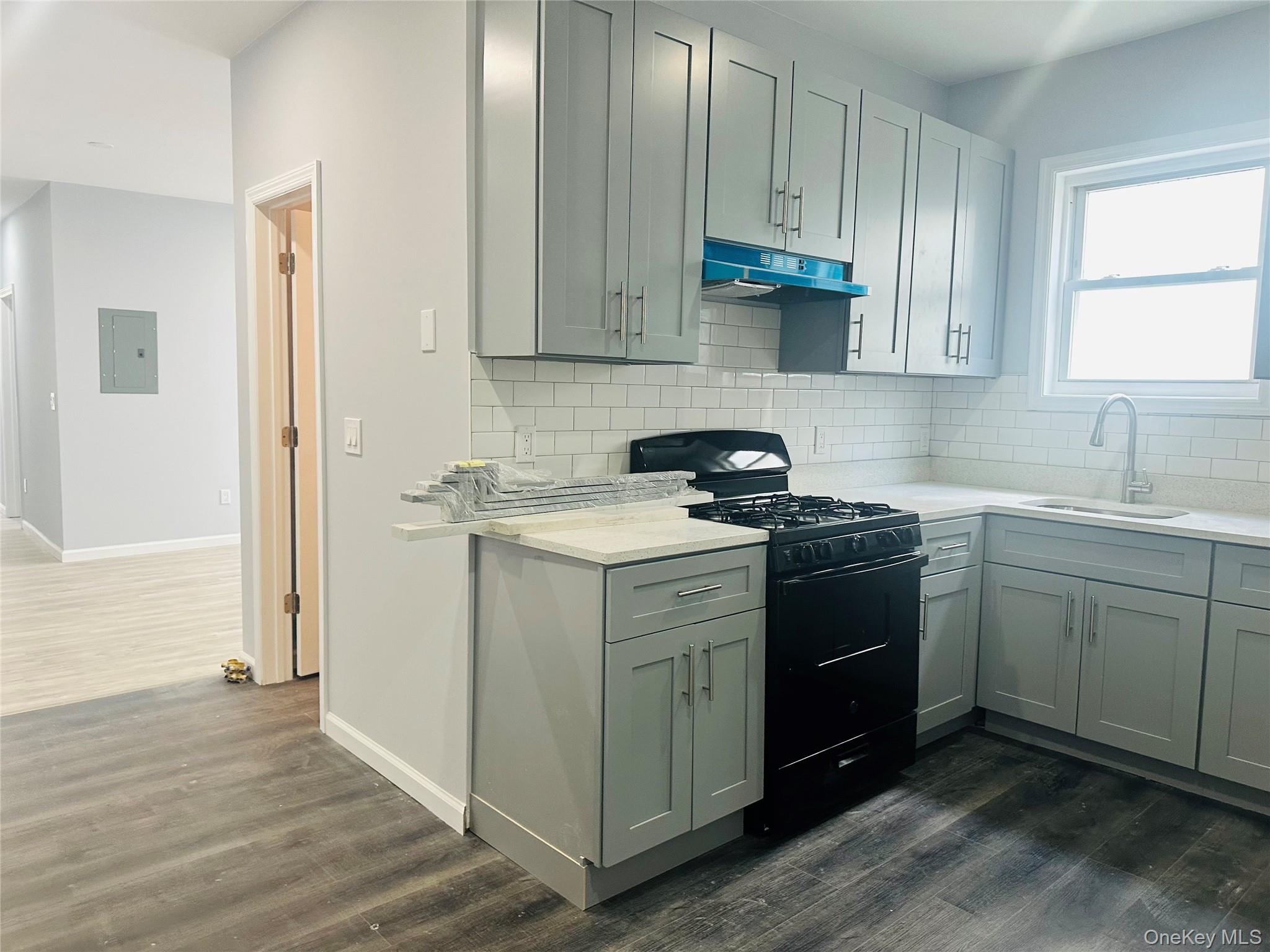 #3 photo, 8 Morgan Avenue, Poughkeepsie , NY 12601