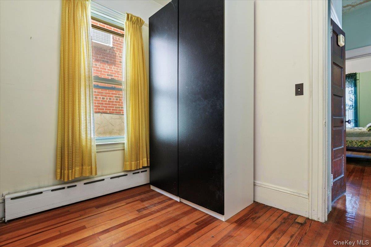 #15 photo, 2871 Zulette Avenue, Bronx , NY 10461