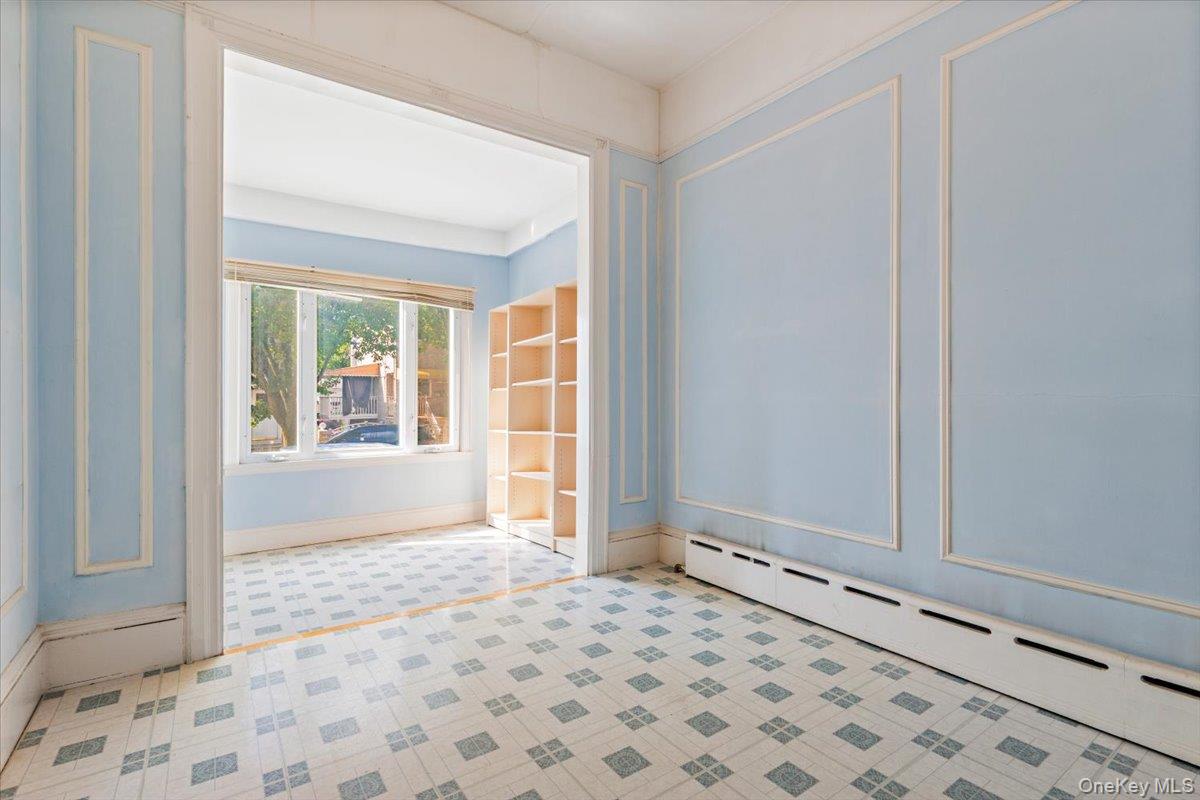 #8 photo, 2871 Zulette Avenue, Bronx , NY 10461