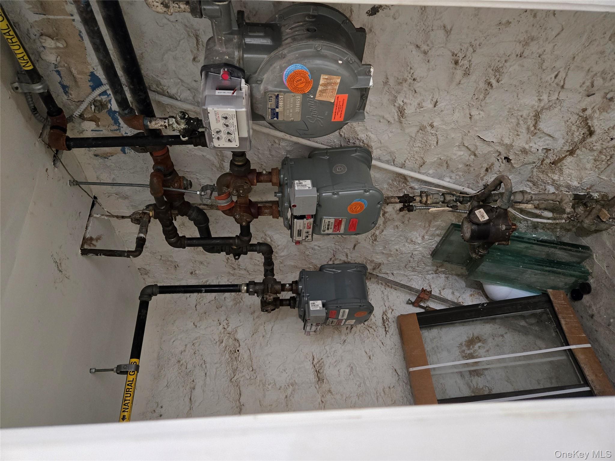 #7 photo, 1729 Montgomery Avenue, ブロンクス区 Bronx , NY 10453