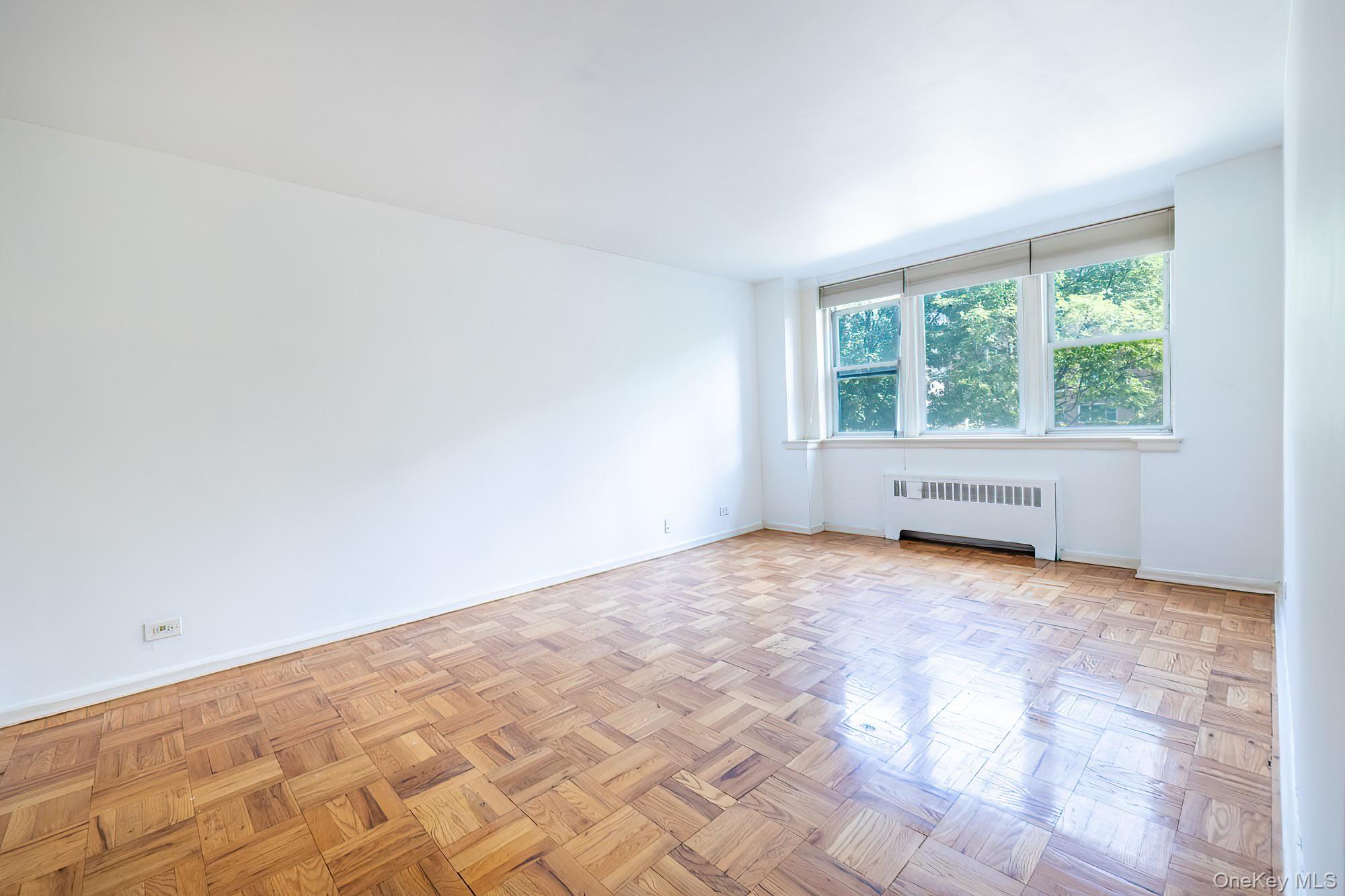 #4 photo, 80 Knolls Crescent, ブロンクス区 Bronx , NY 10463