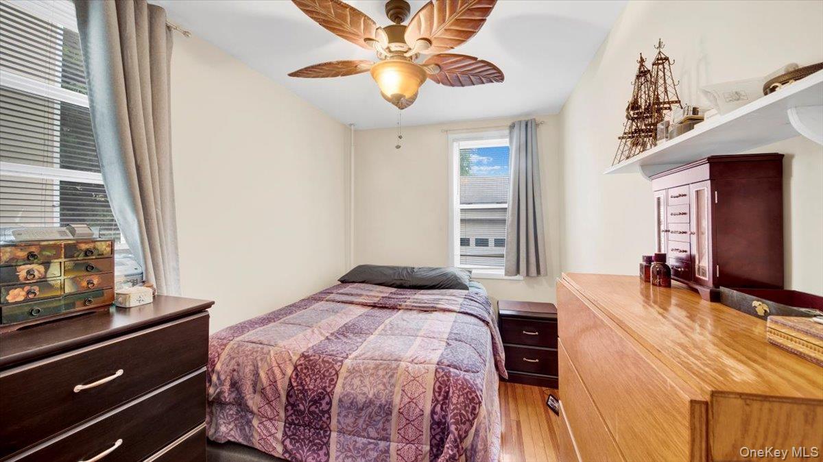 #13 photo, 178 Crescent Place, Yonkers , NY 10704