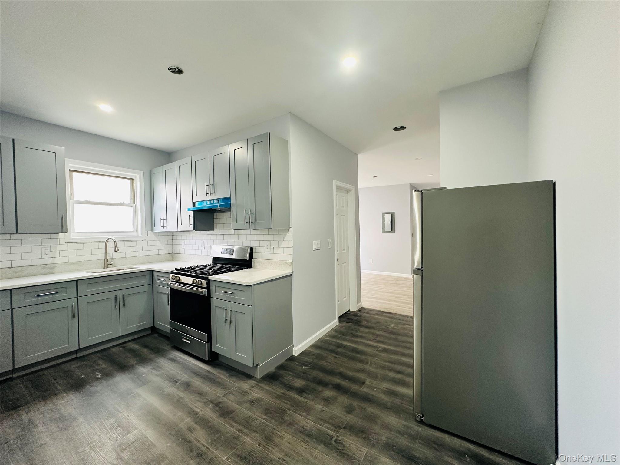 #2 photo, 8 Morgan Avenue, Poughkeepsie , NY 12601