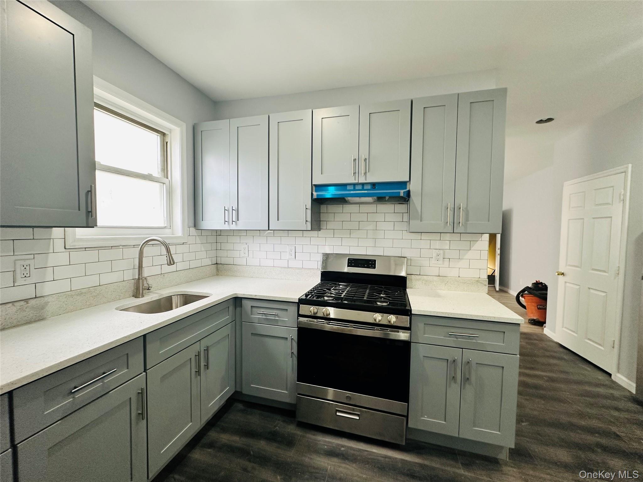 #3 photo, 8 Morgan Avenue, Poughkeepsie , NY 12601