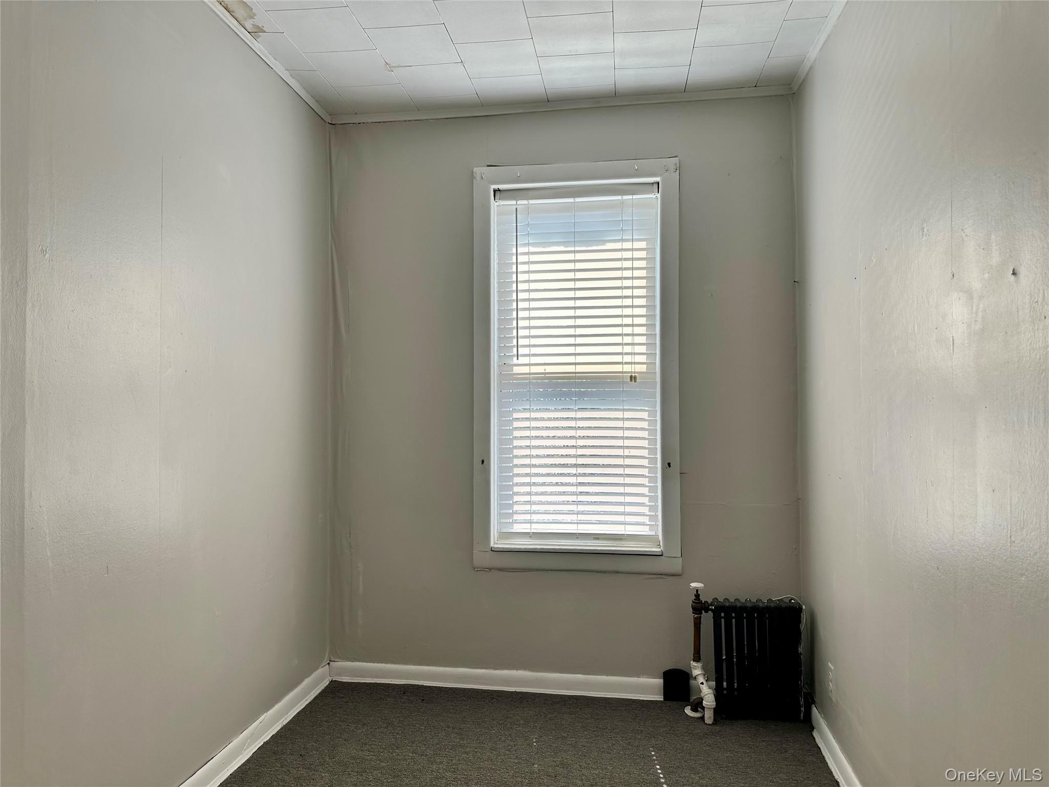 #7 photo, 64-13 Metropolitan Avenue, Middle Village , NY 11379