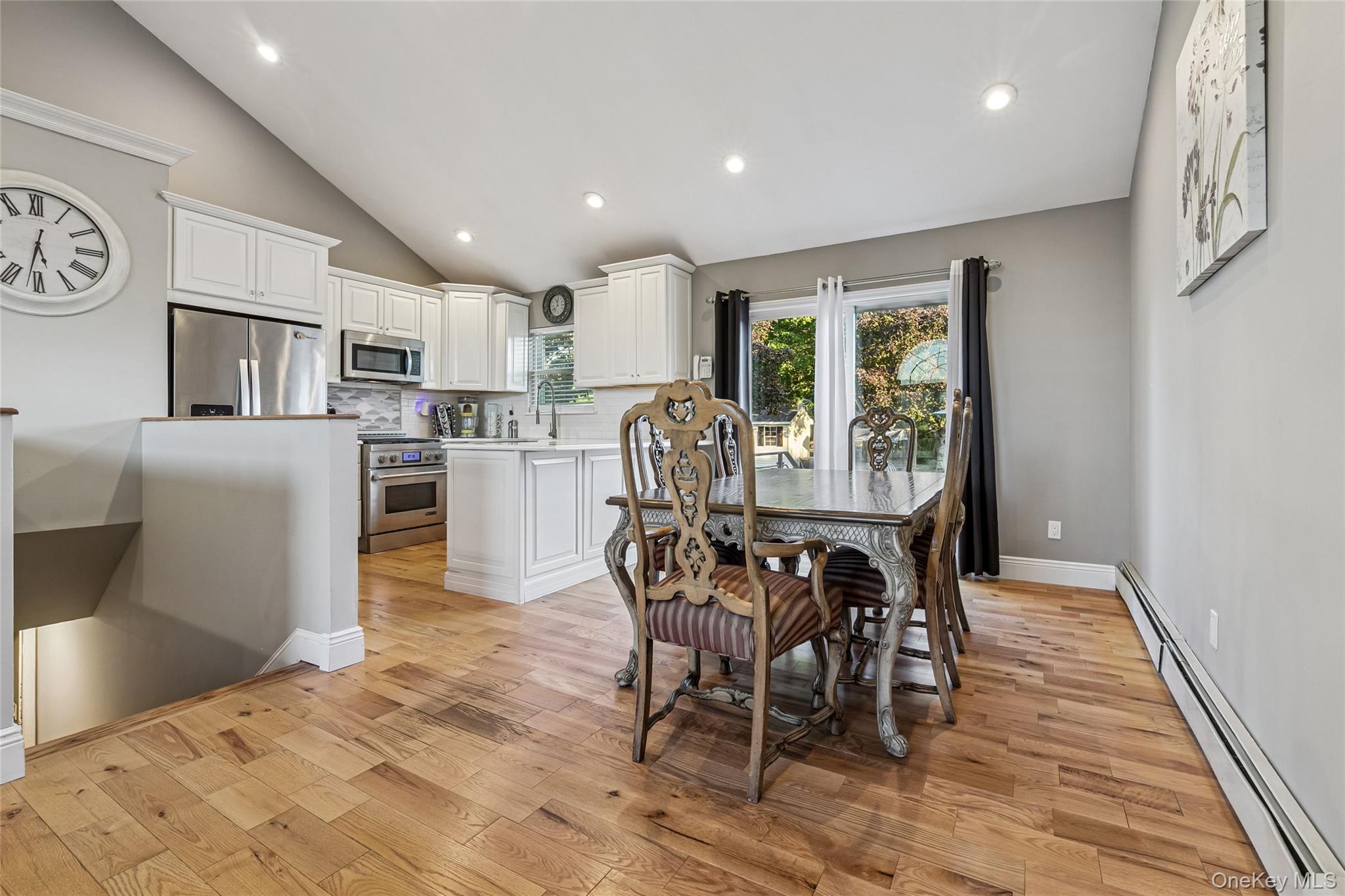 #16 photo, 45 Meadow Court, サフォーク郡 Manorville , NY 11949