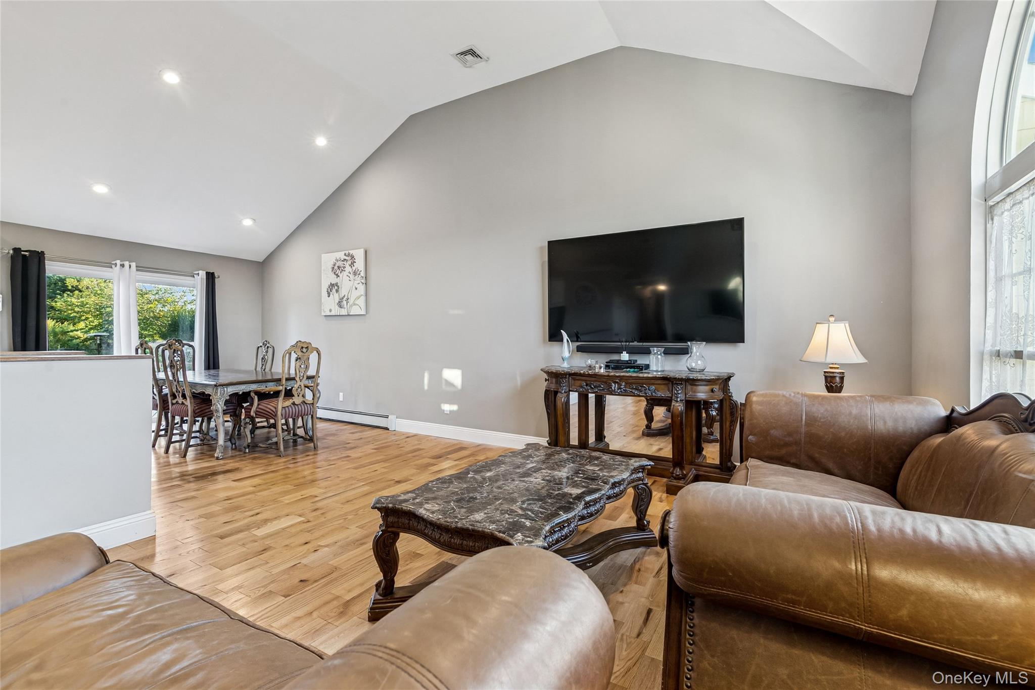 #8 photo, 45 Meadow Court, サフォーク郡 Manorville , NY 11949