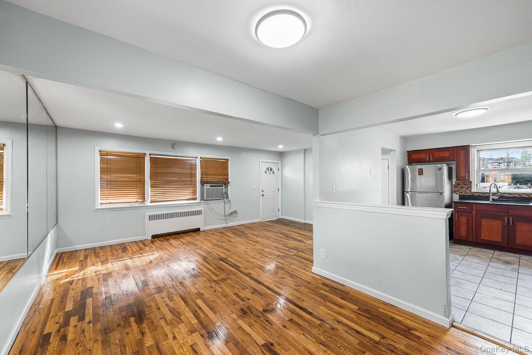 #10 photo, 17204 Amelia Road, クイーンズ区 Jamaica , NY 11434